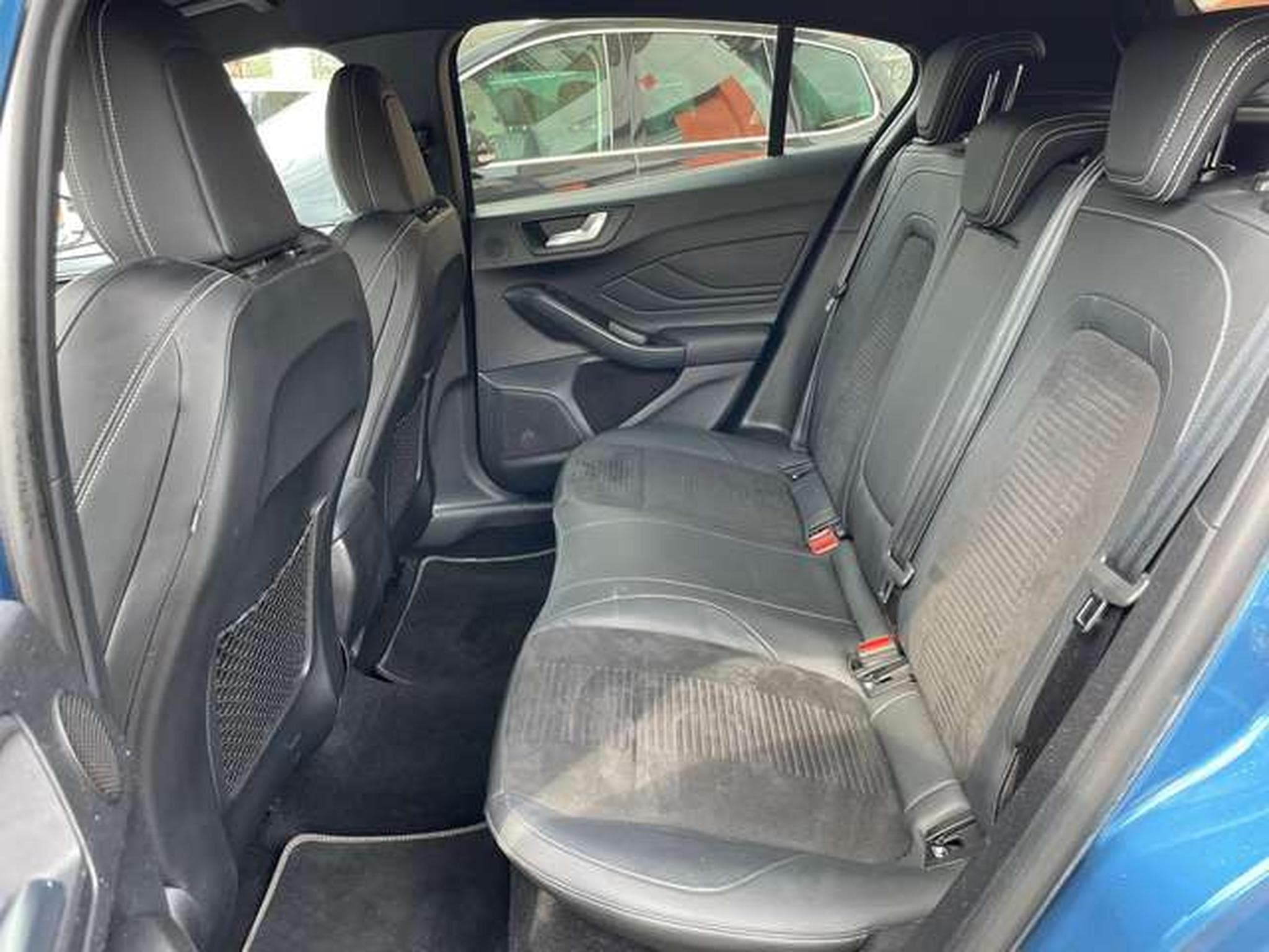 Ford Focus 2.0 EcoBlue ST - JUSQU'A 3 ANS DE GARANTIE (2020) - Photo 30