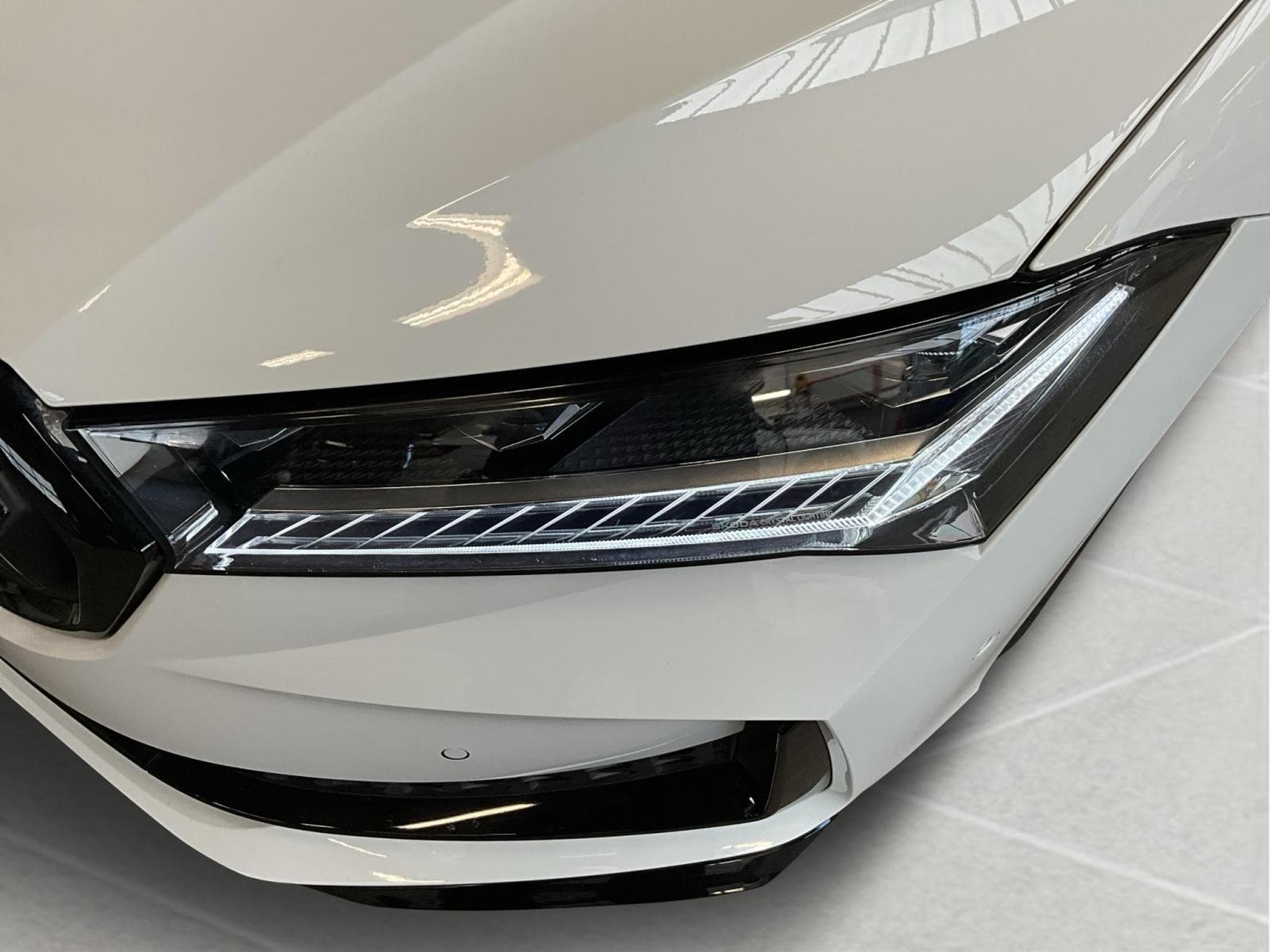 Skoda Superb Sportline+4x4+DSG+Pano+AHK+StandH. (2025) - Photo 18