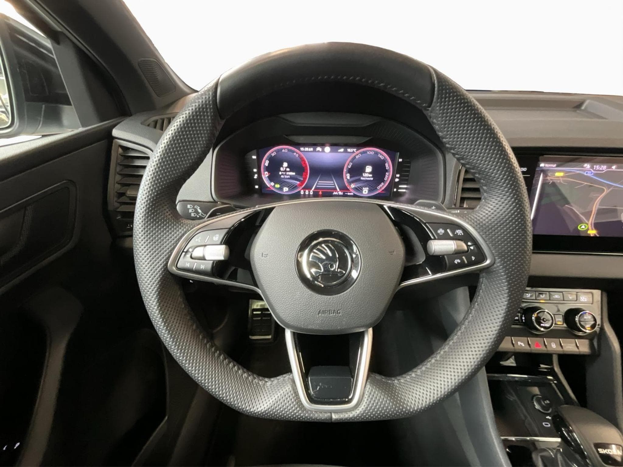 Skoda Karoq Sportline+DSG+Led+Navi (2025) - Photo 10