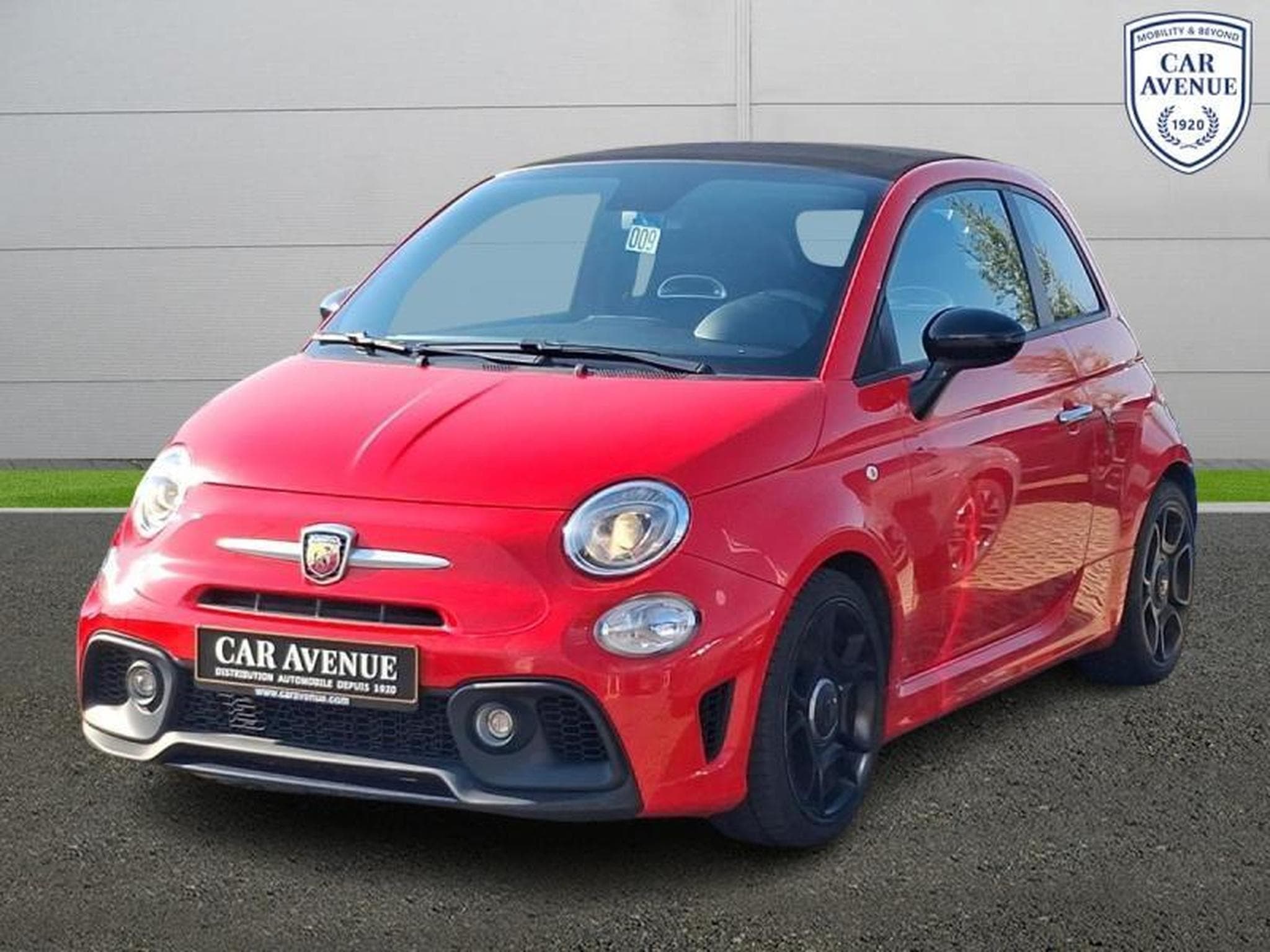 Fiat 500 ABARTH CABRIO (2019) - Photo 1