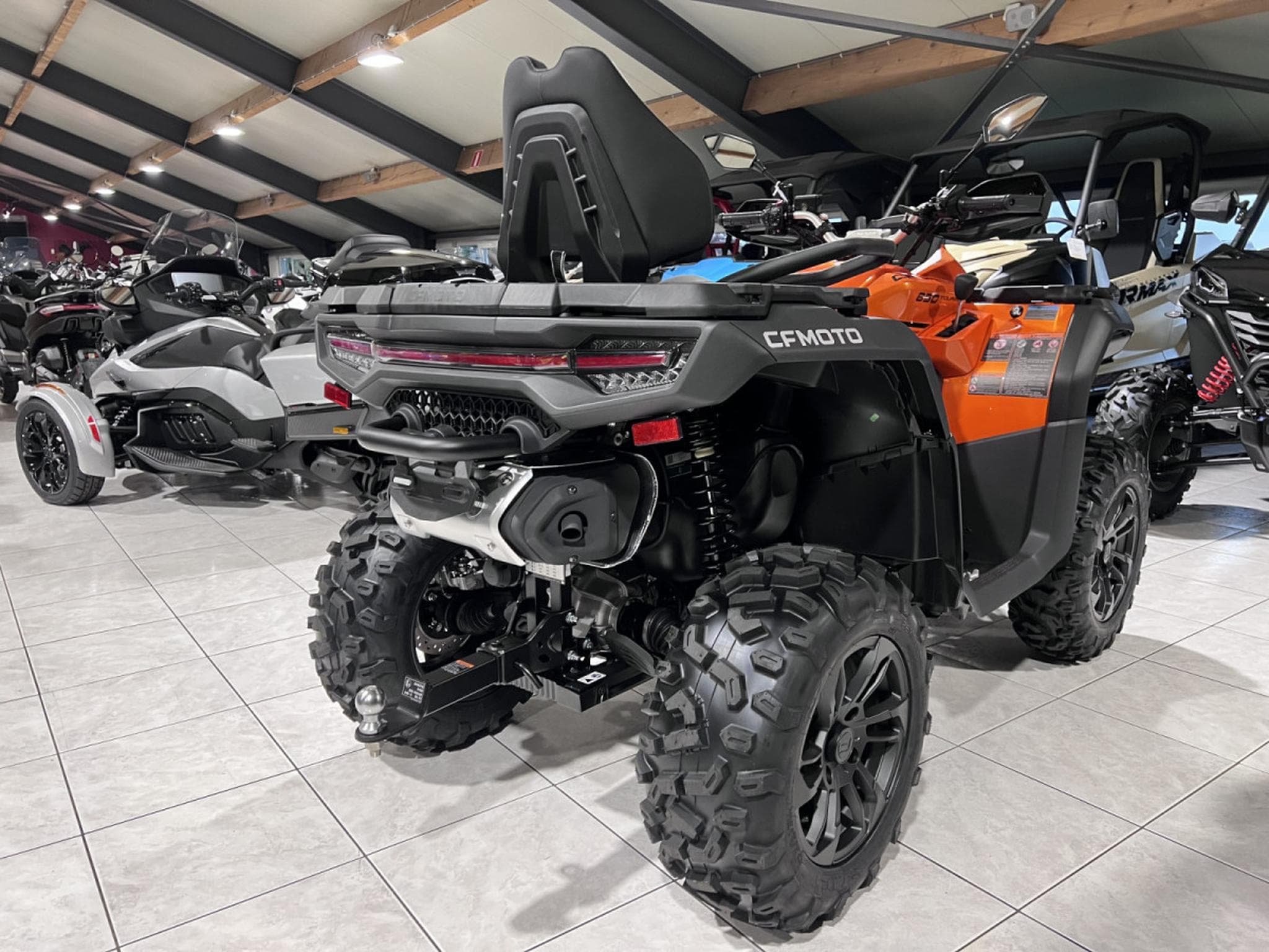 CF Moto CForce 850 T3 no ABS 60 km/h (2026) - Photo 3