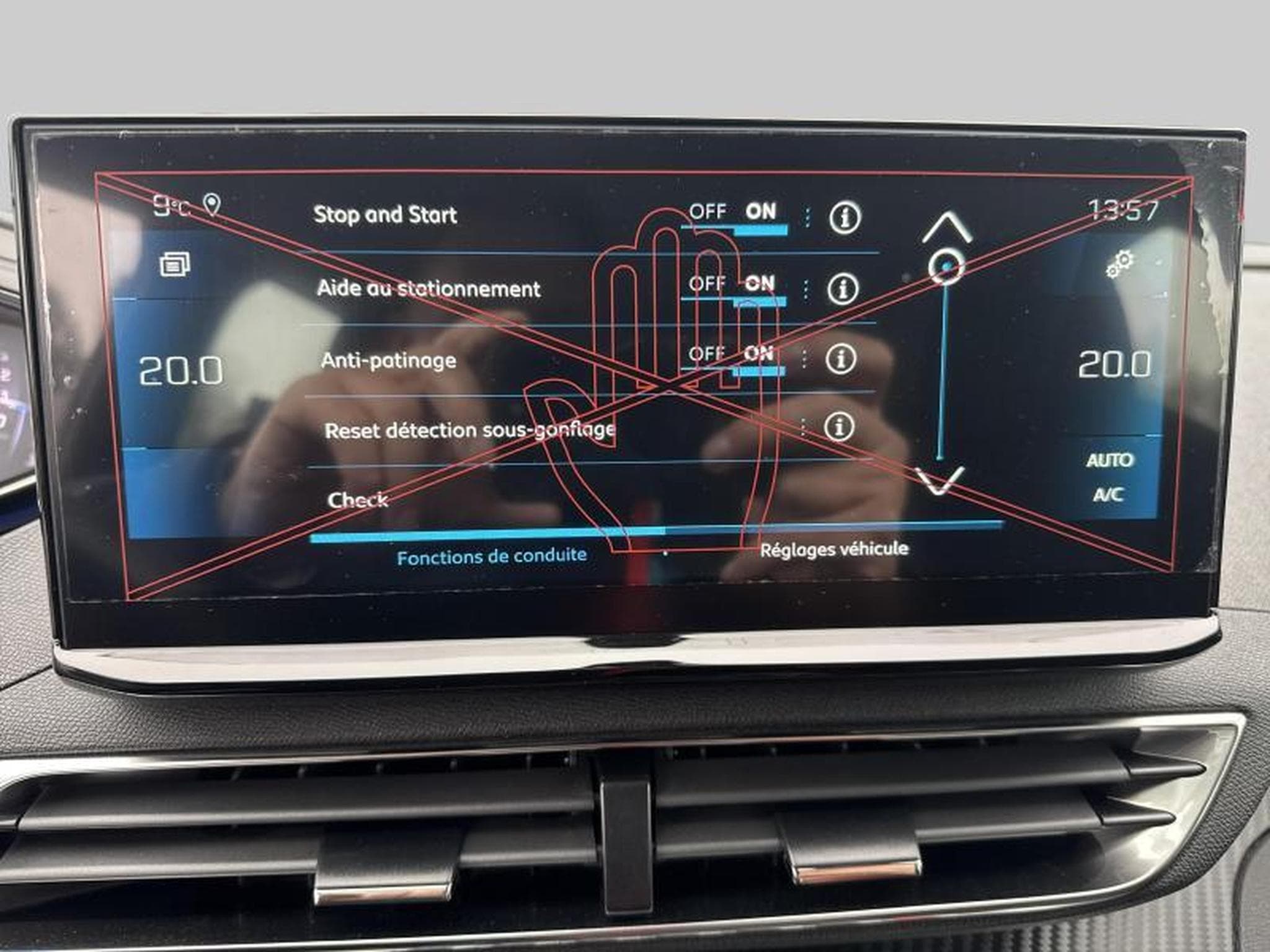 Peugeot 3008 II Active Pack (2023) - Photo 18