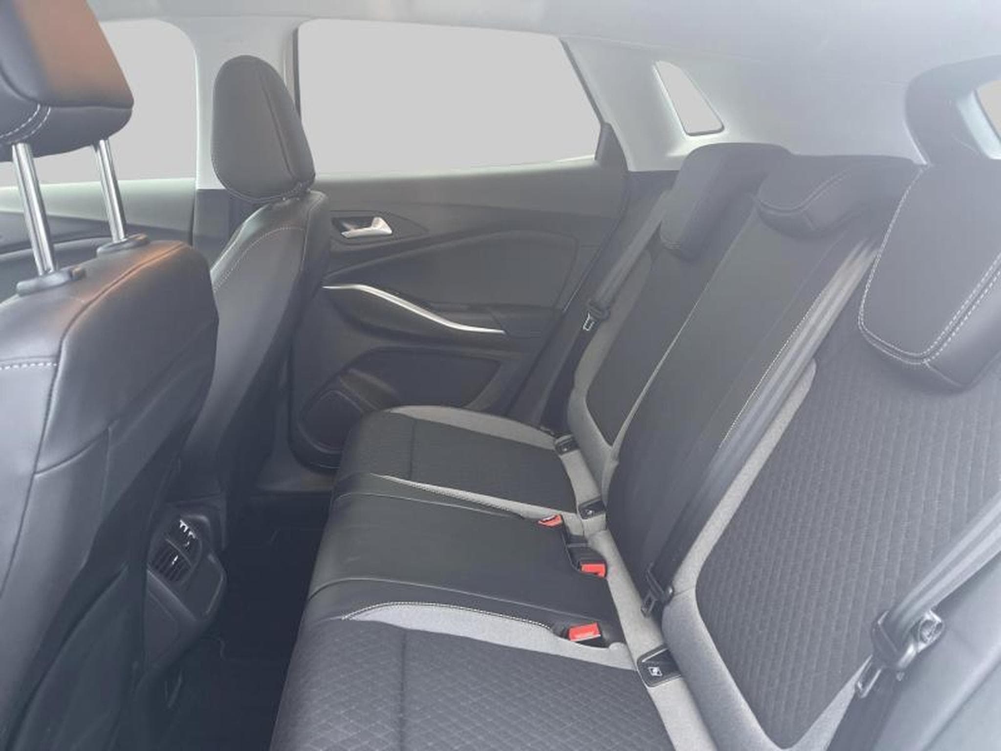 Opel Grandland Business Elegance (2023) - Photo 12