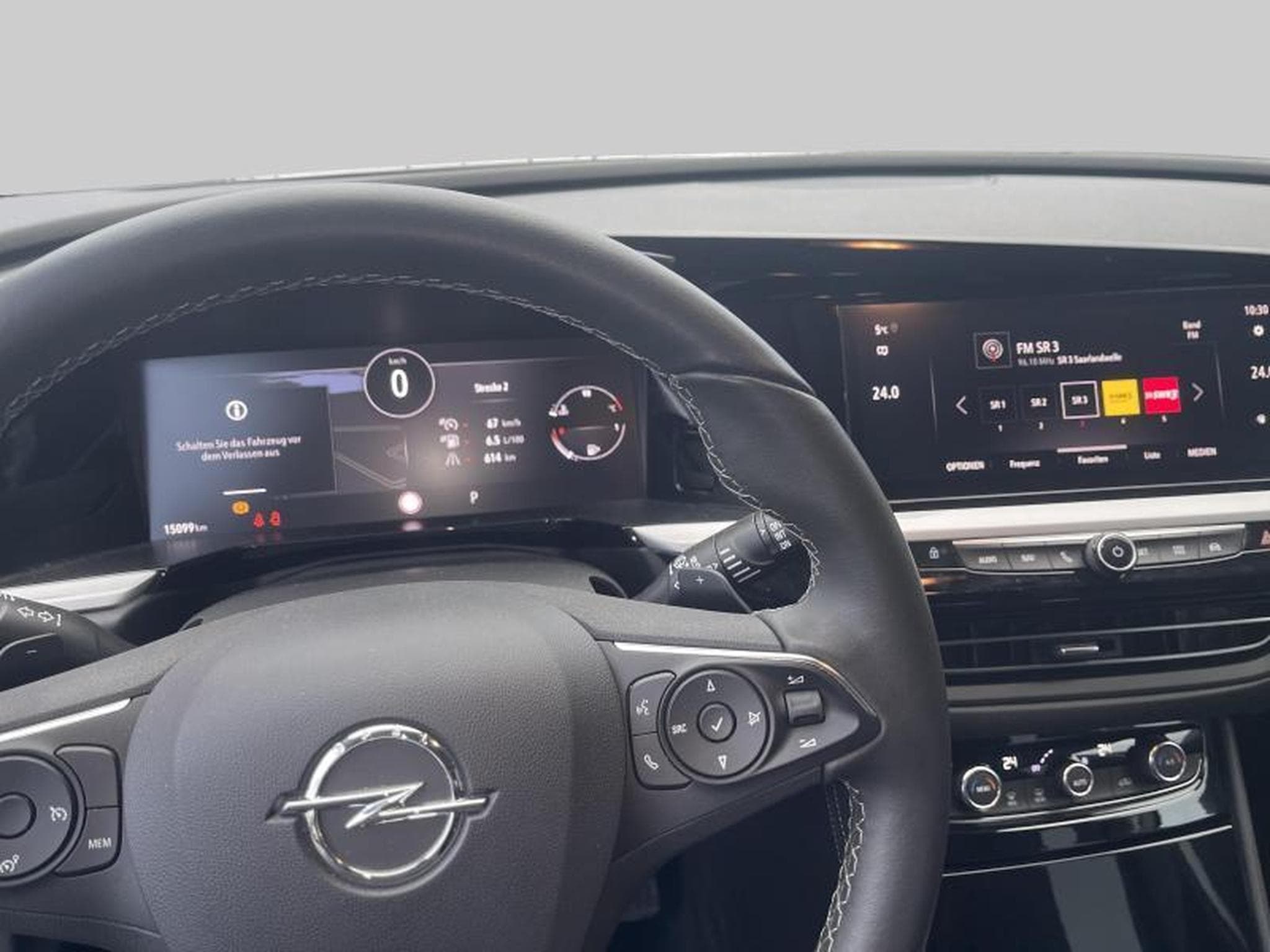 Opel Grandland Business Elegance (2023) - Photo 13