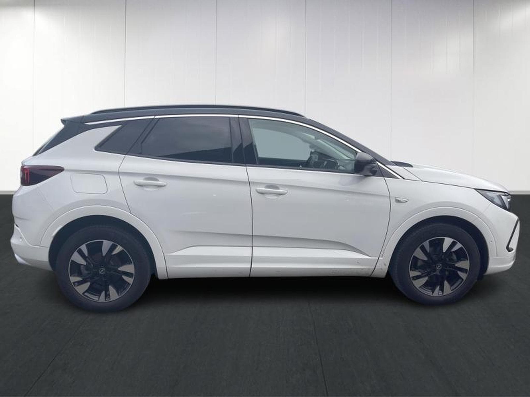 Opel Grandland Business Elegance (2023) - Photo 8
