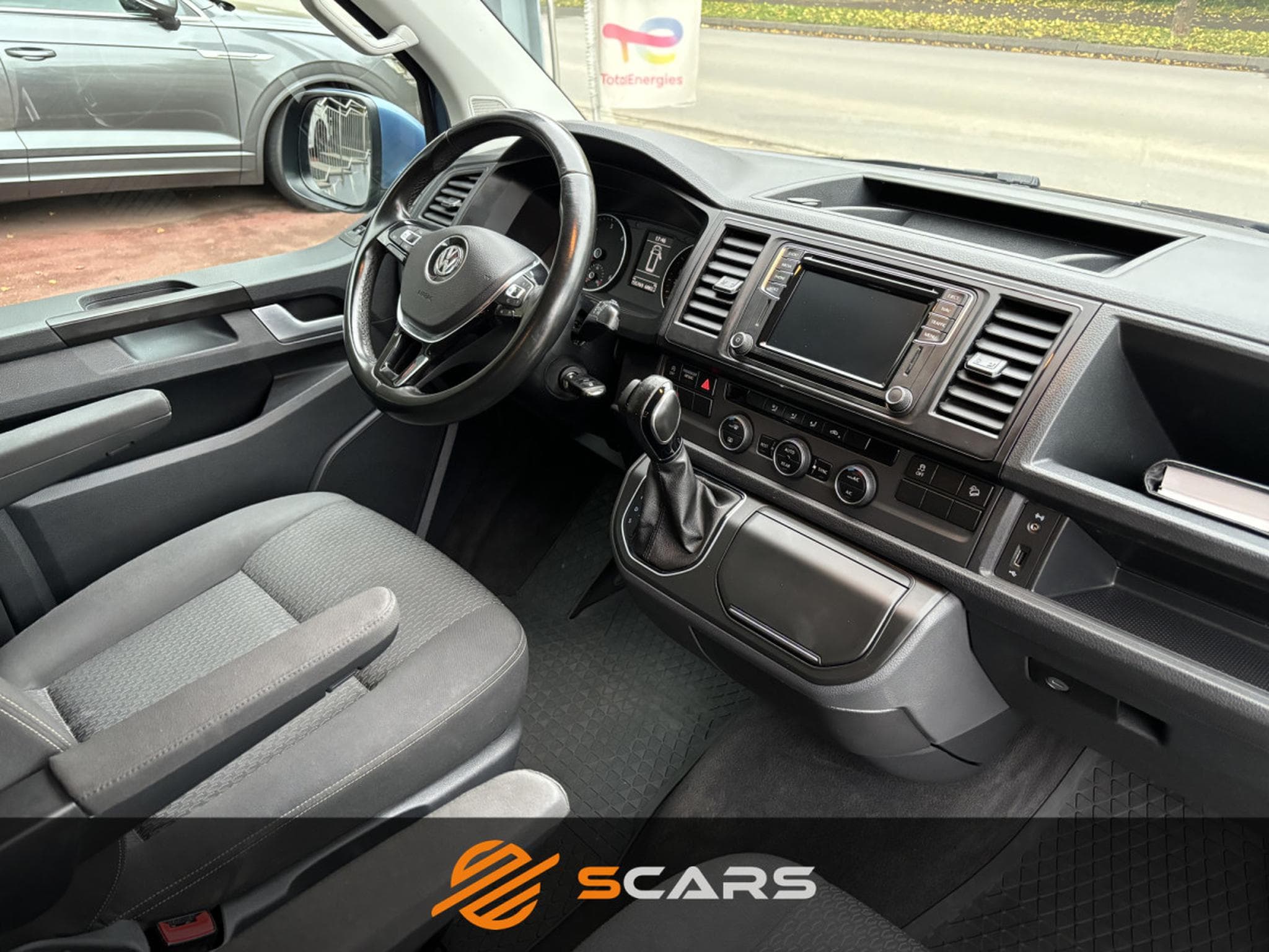 VW T6.1 T6 2.0 Tdi 150cv DSG 4Motion 7 PLACES (2017) - Photo 11
