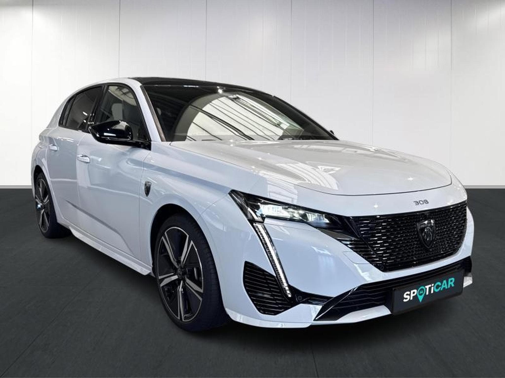 Peugeot 308 GT Hybride (2024) - Photo 3