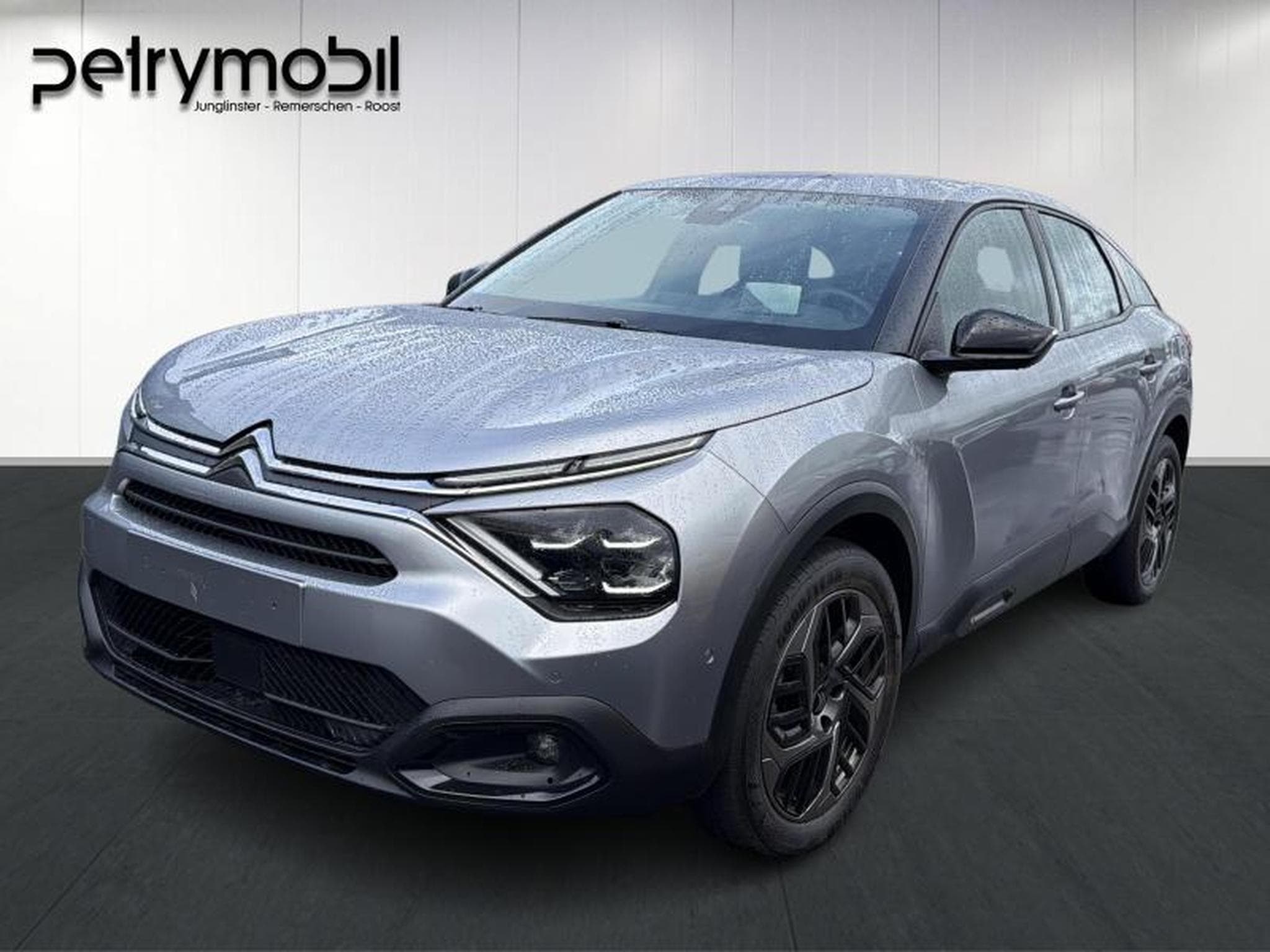 Citroen C4 Shine (2023) - Photo 1