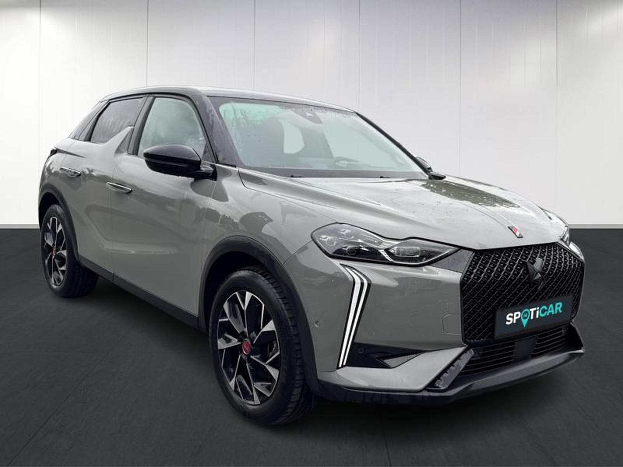 DS Automobiles DS3 E-Tense Performance Line + (2023) - Photo 3