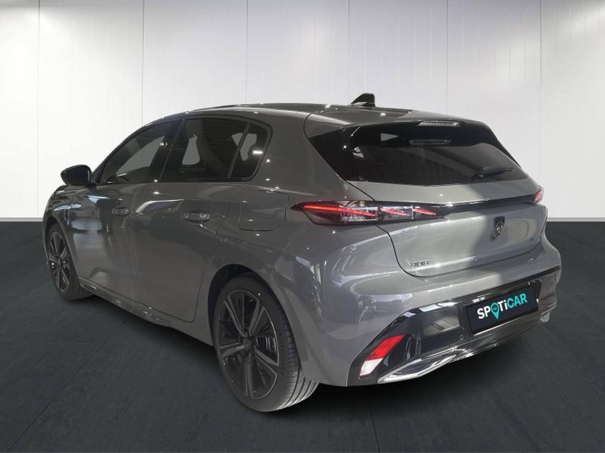 Peugeot 308 GT Plug-in Hybrid 180 e-EAT8 (2024) - Photo 6
