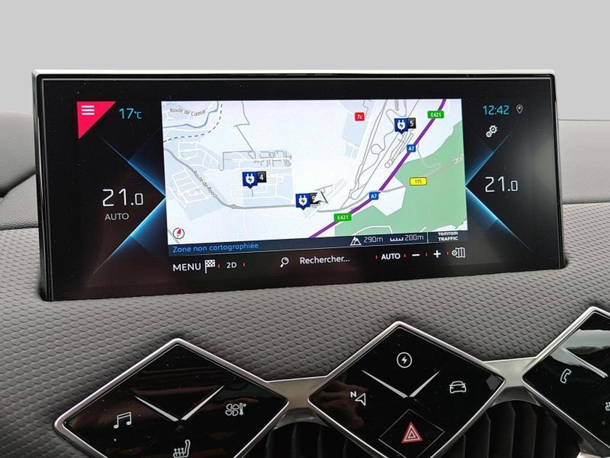 DS Automobiles DS3 Toits de Paris E-Tense (2023) - Photo 16