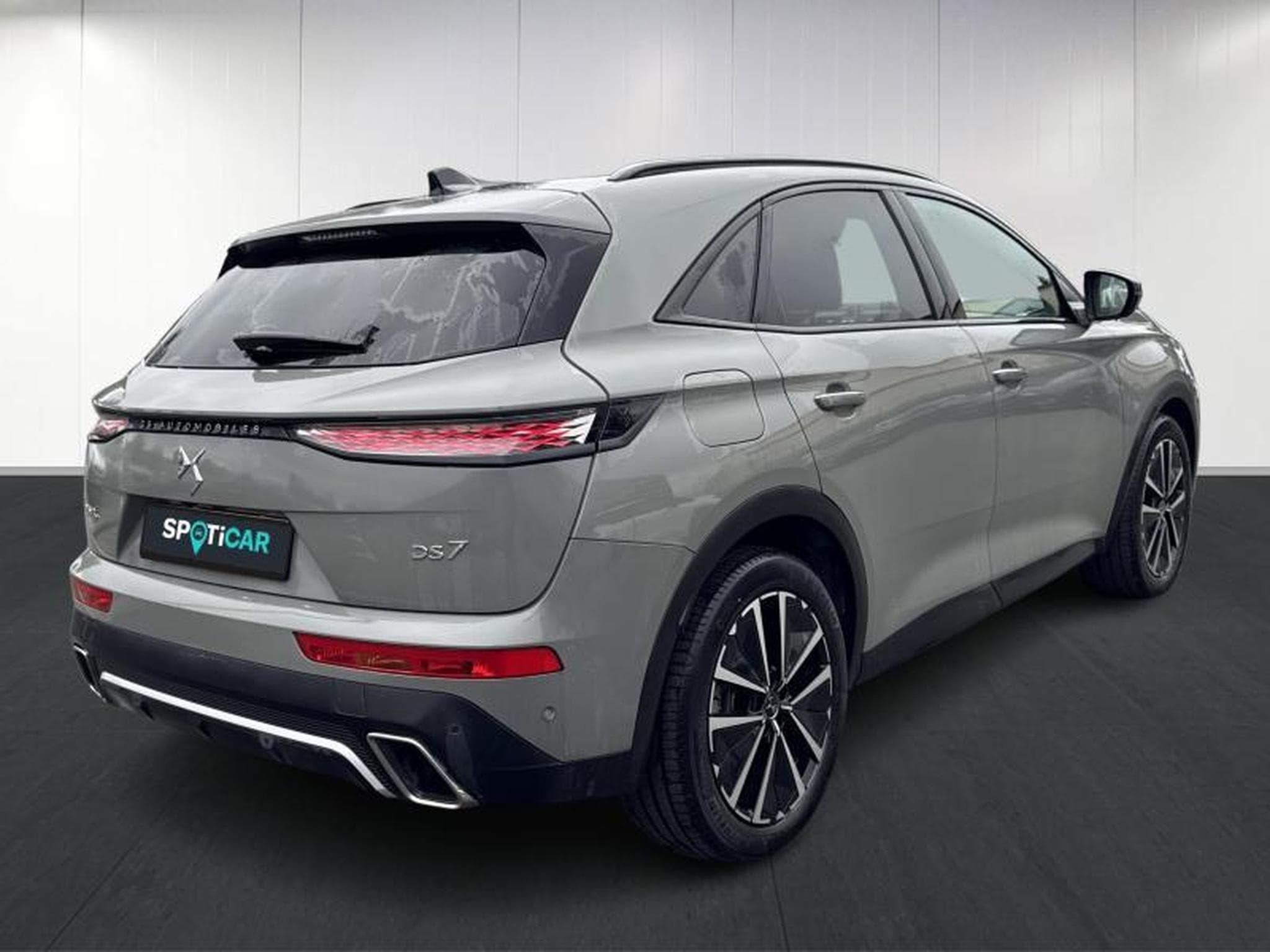 DS Automobiles DS7 E-Tense Opera 300 (2023) - Photo 4