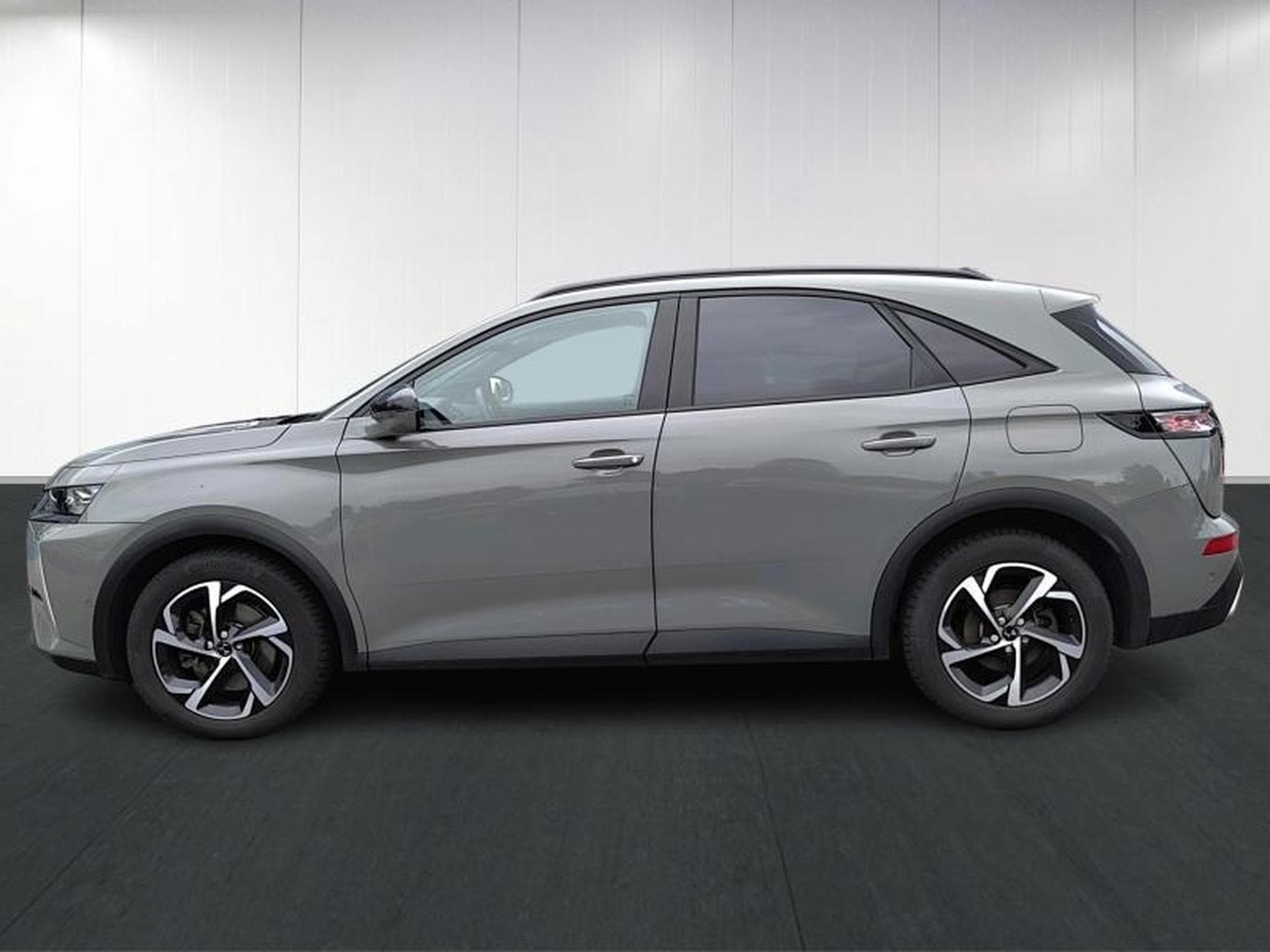DS Automobiles DS7 7 E-Tense 225 Rivoli (2023) - Photo 7