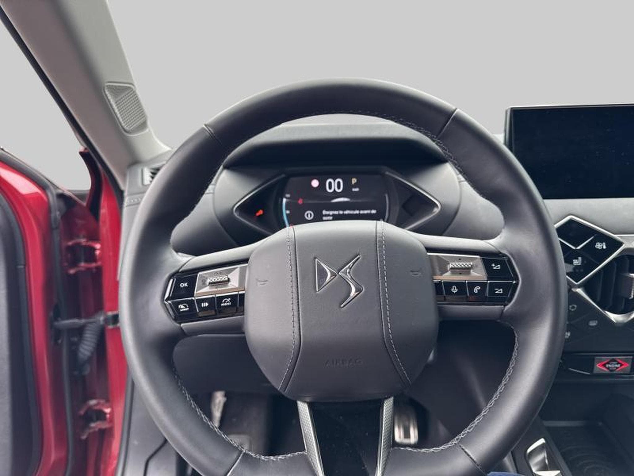 DS Automobiles DS3 E-TENSE OPERA (2024) - Photo 14