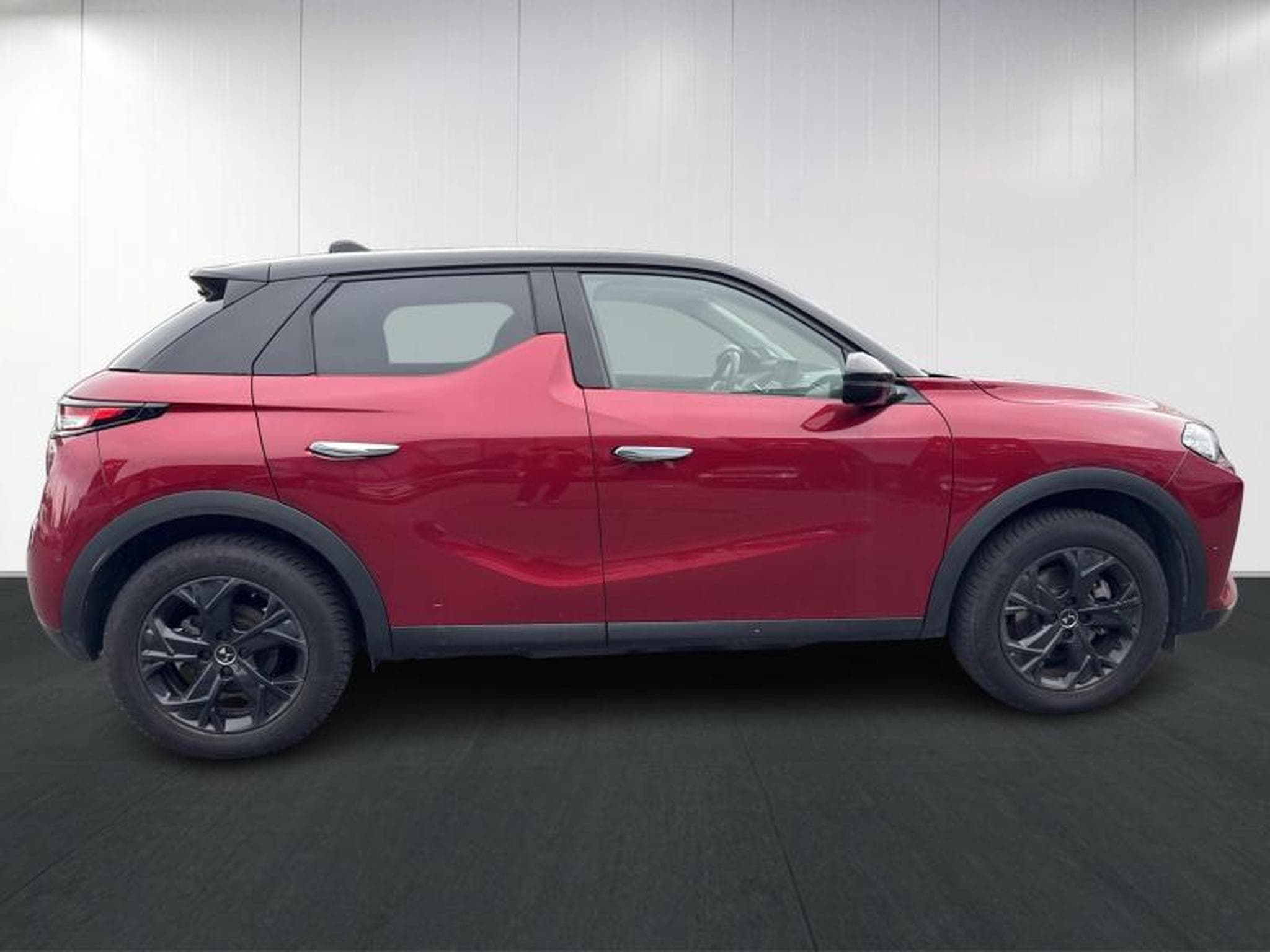 DS Automobiles DS3 E-TENSE OPERA (2024) - Photo 8