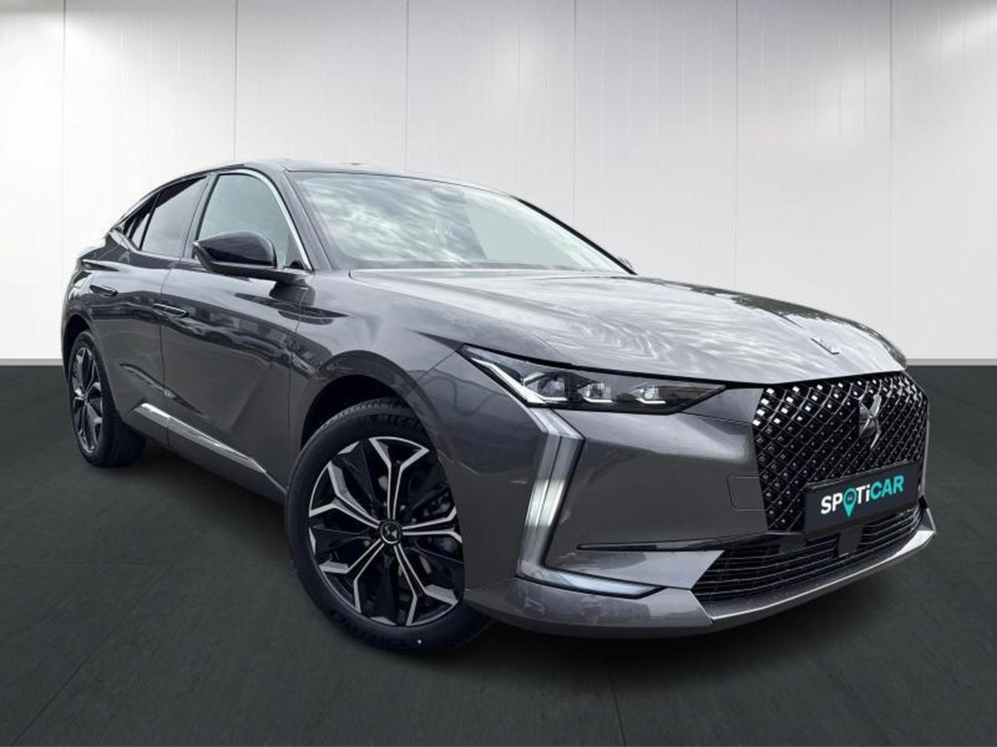 DS Automobiles DS4 ETOILE (2025) - Photo 3