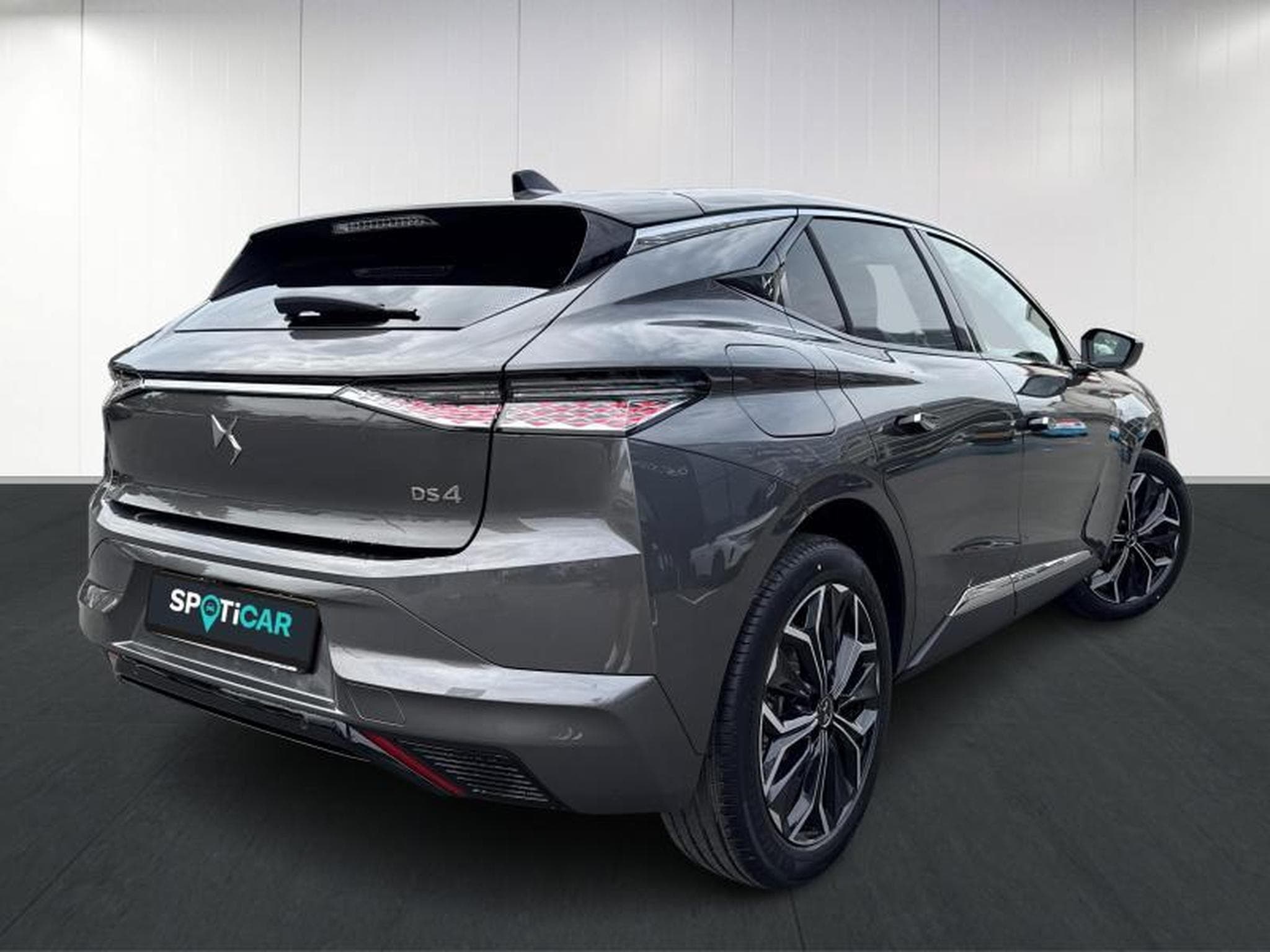 DS Automobiles DS4 ETOILE (2025) - Photo 4