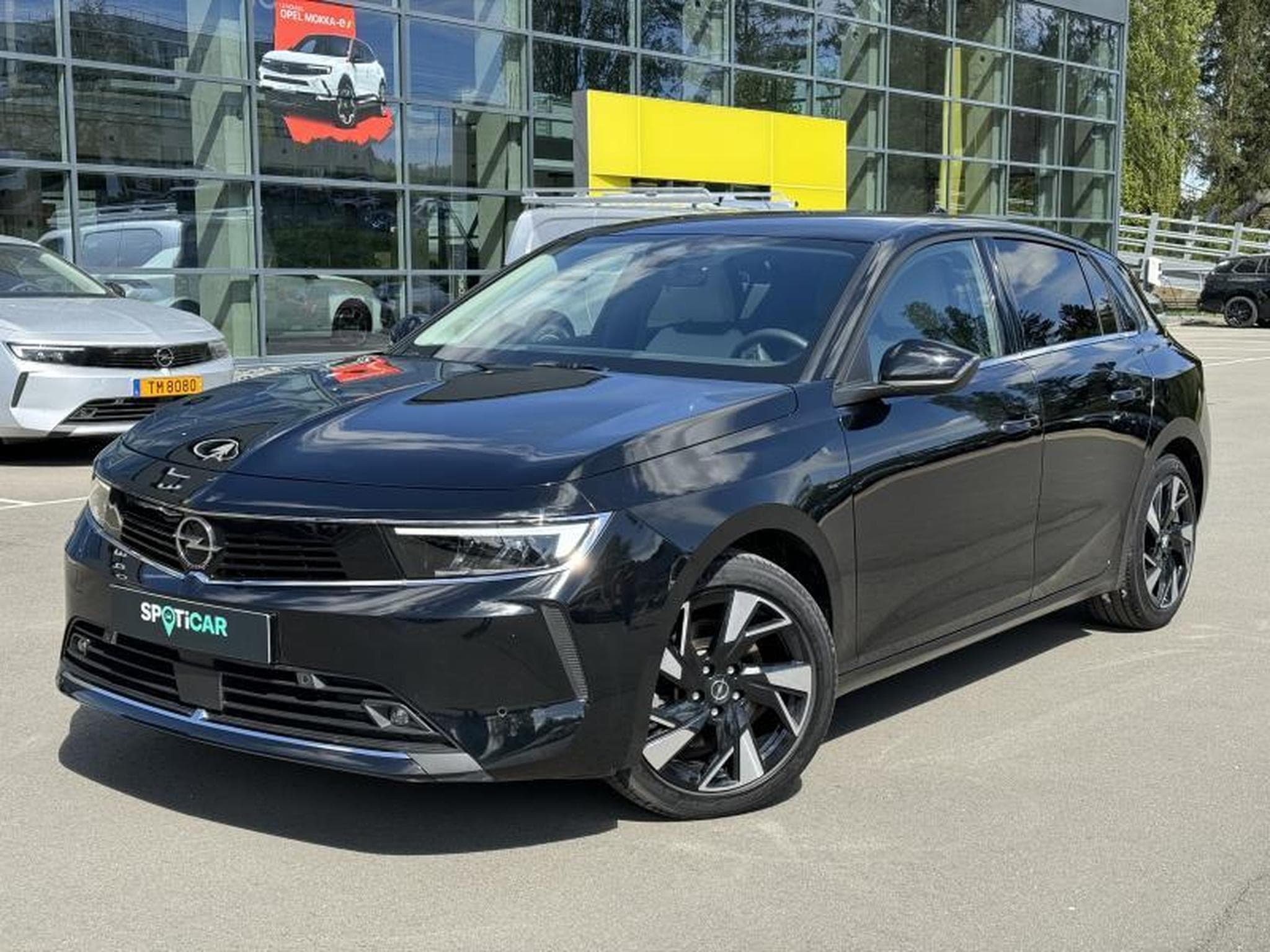 Opel Astra L Elegance (2022) - Photo 16