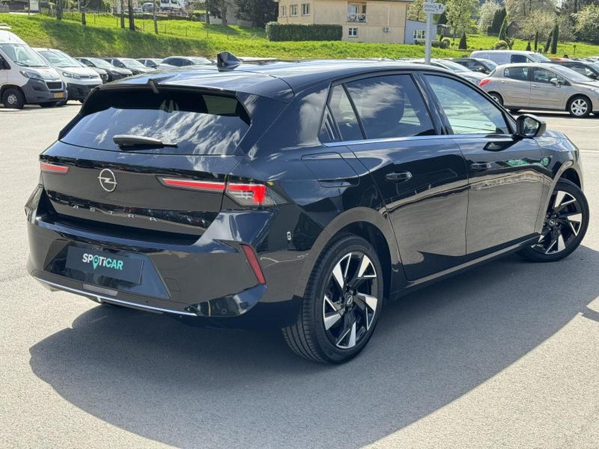 Opel Astra L Elegance (2022) - Photo 4