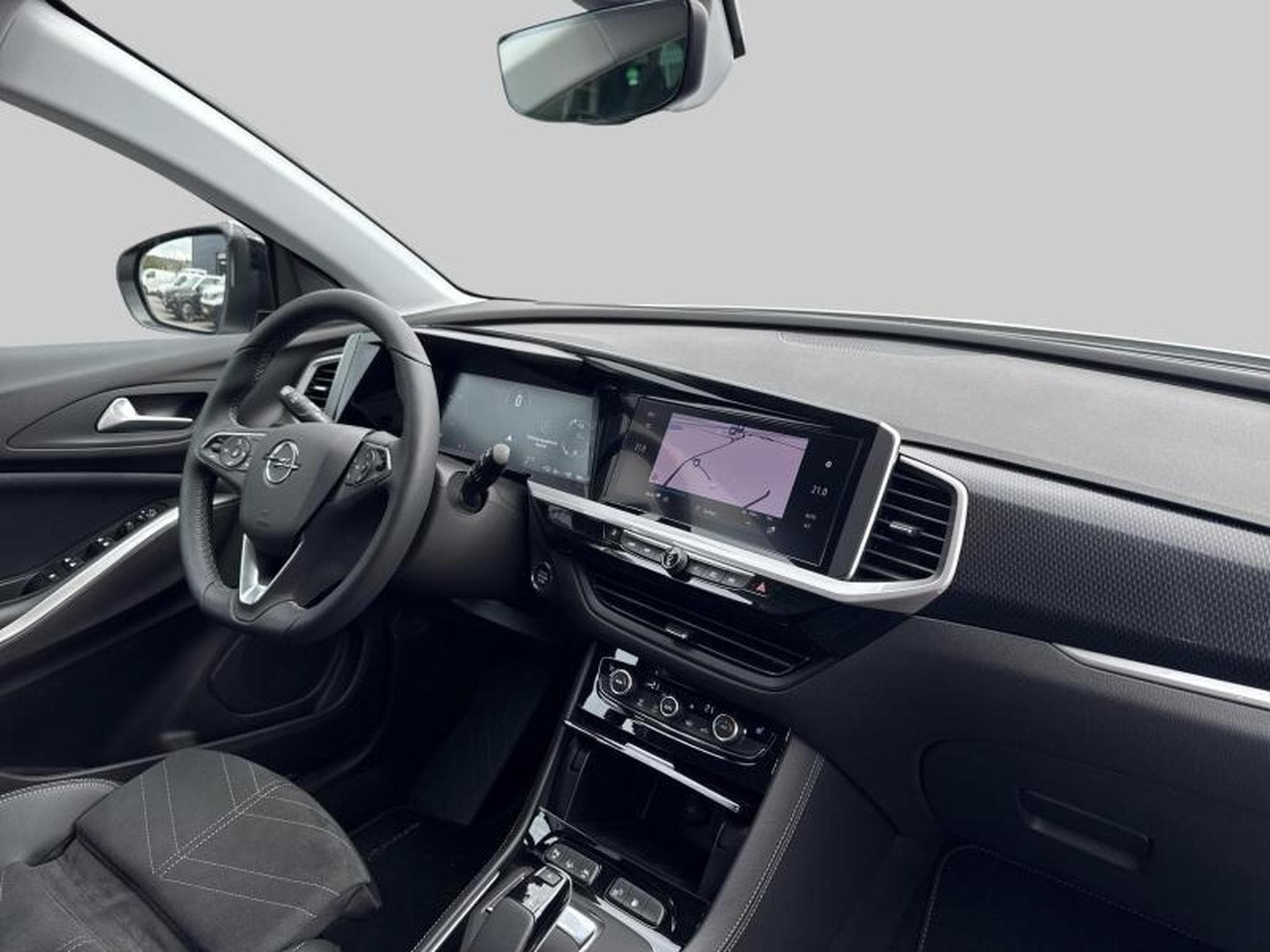 Opel Grandland X Ultimate (2022) - Photo 9