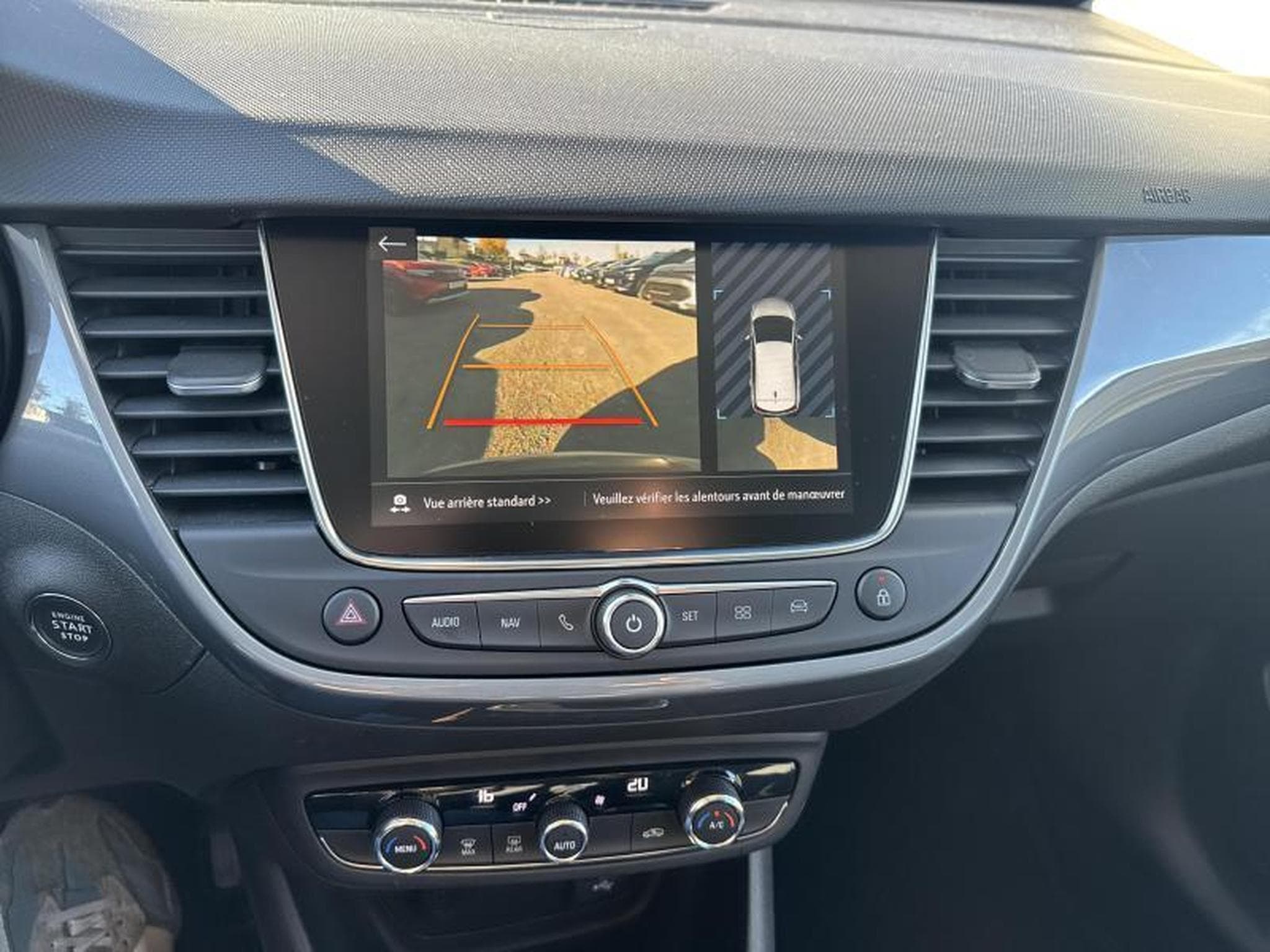 Opel Crossland Elegance (2023) - Photo 6