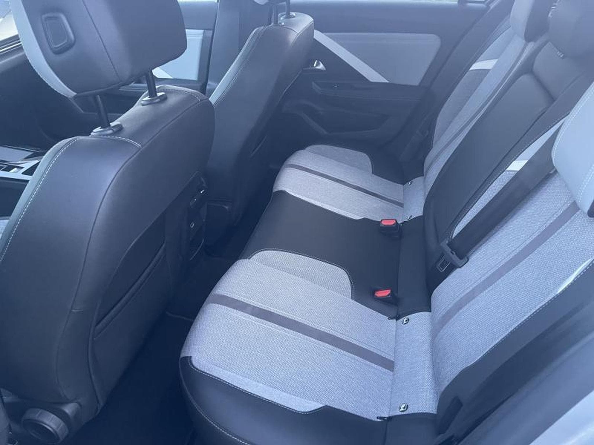 Opel Astra Business Elegance (2023) - Photo 4