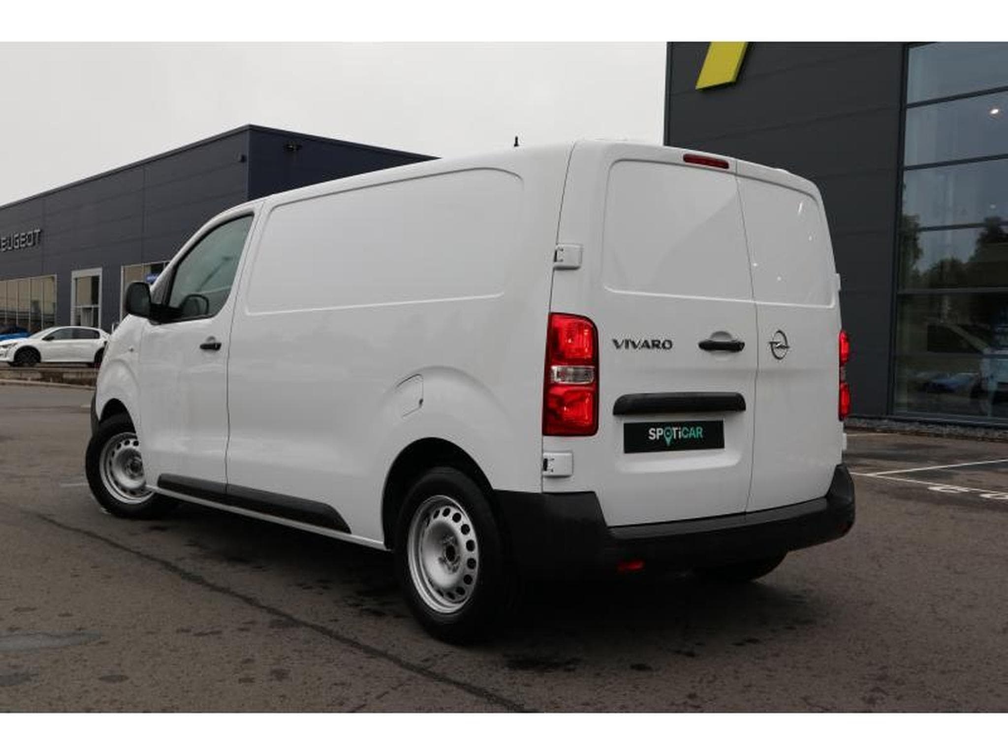 Opel Vivaro Van (2023) - Photo 4