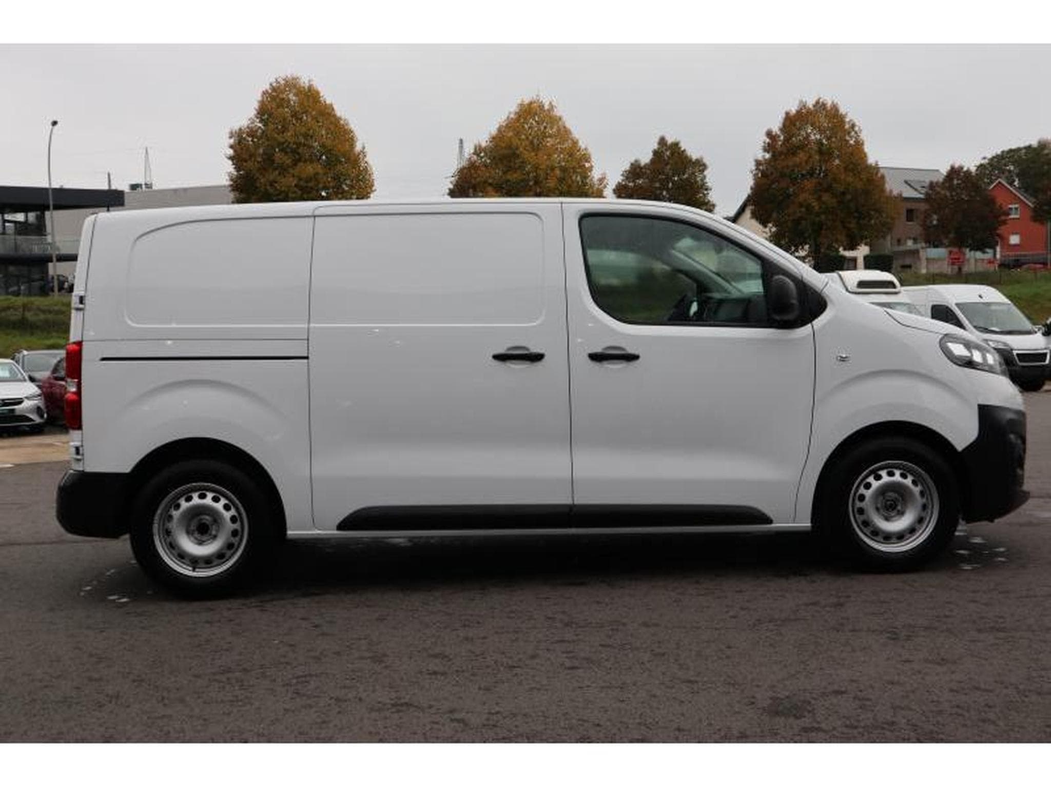 Opel Vivaro Van (2023) - Photo 7