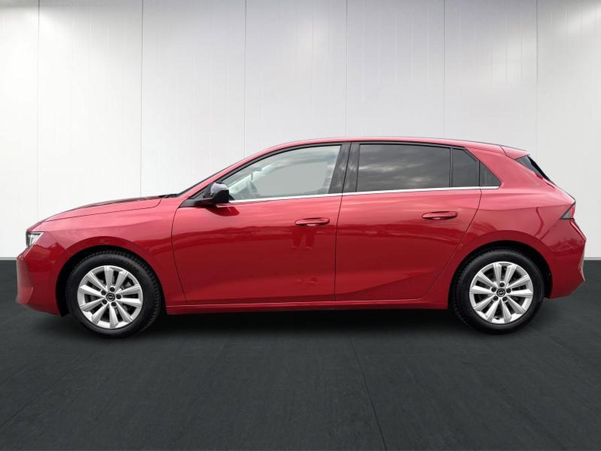 Opel Astra Elegance EAT8 (2023) - Photo 7