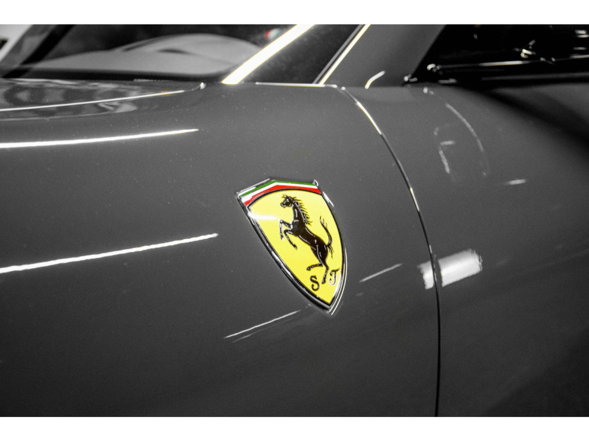 Ferrari Roma 3.9 V8 Spider - GRIGIO SCURO / FULL CARBON (2025) - Photo 27