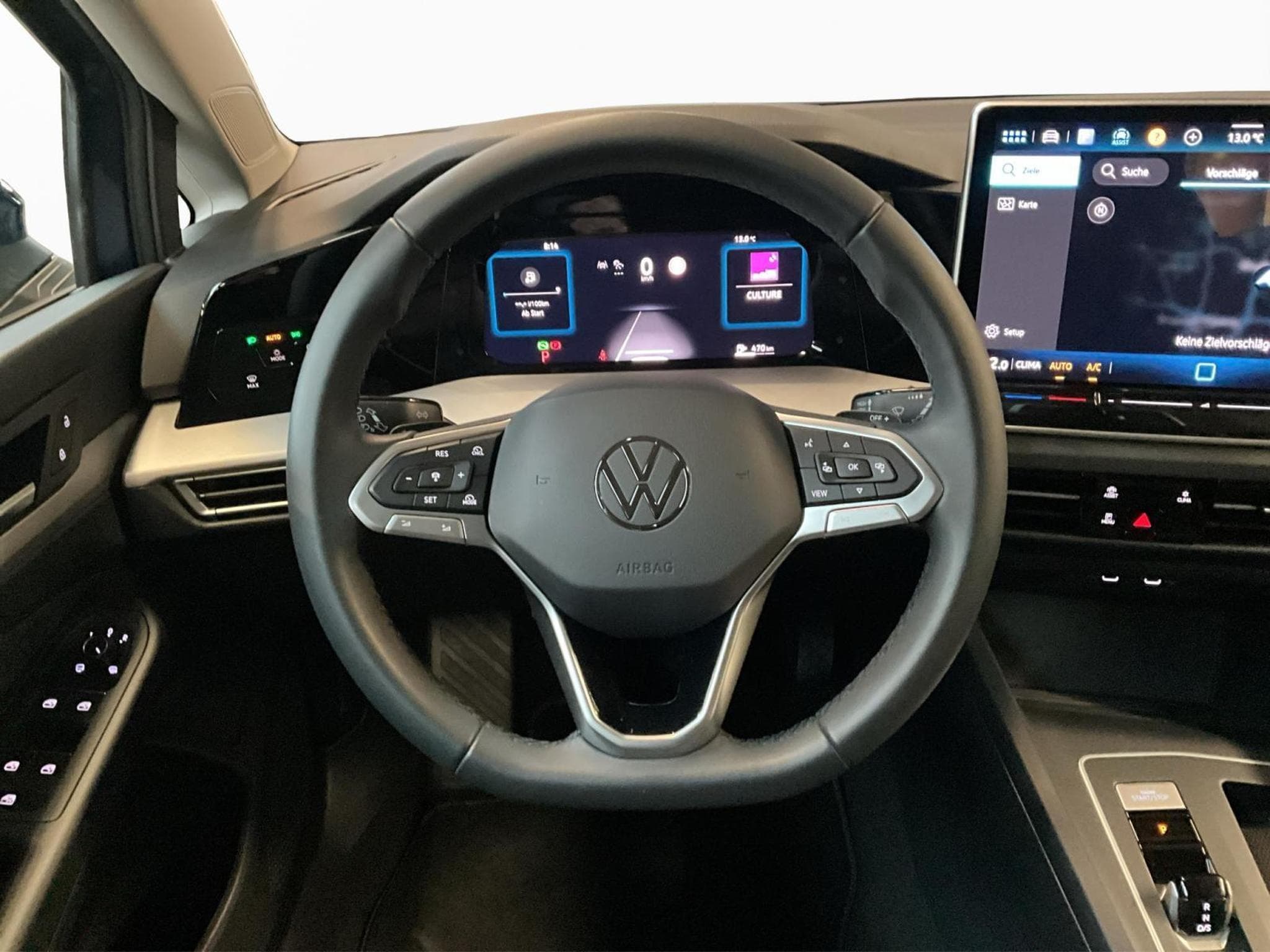 VW Golf Life+DSG+Navi+LED (2025) - Photo 10
