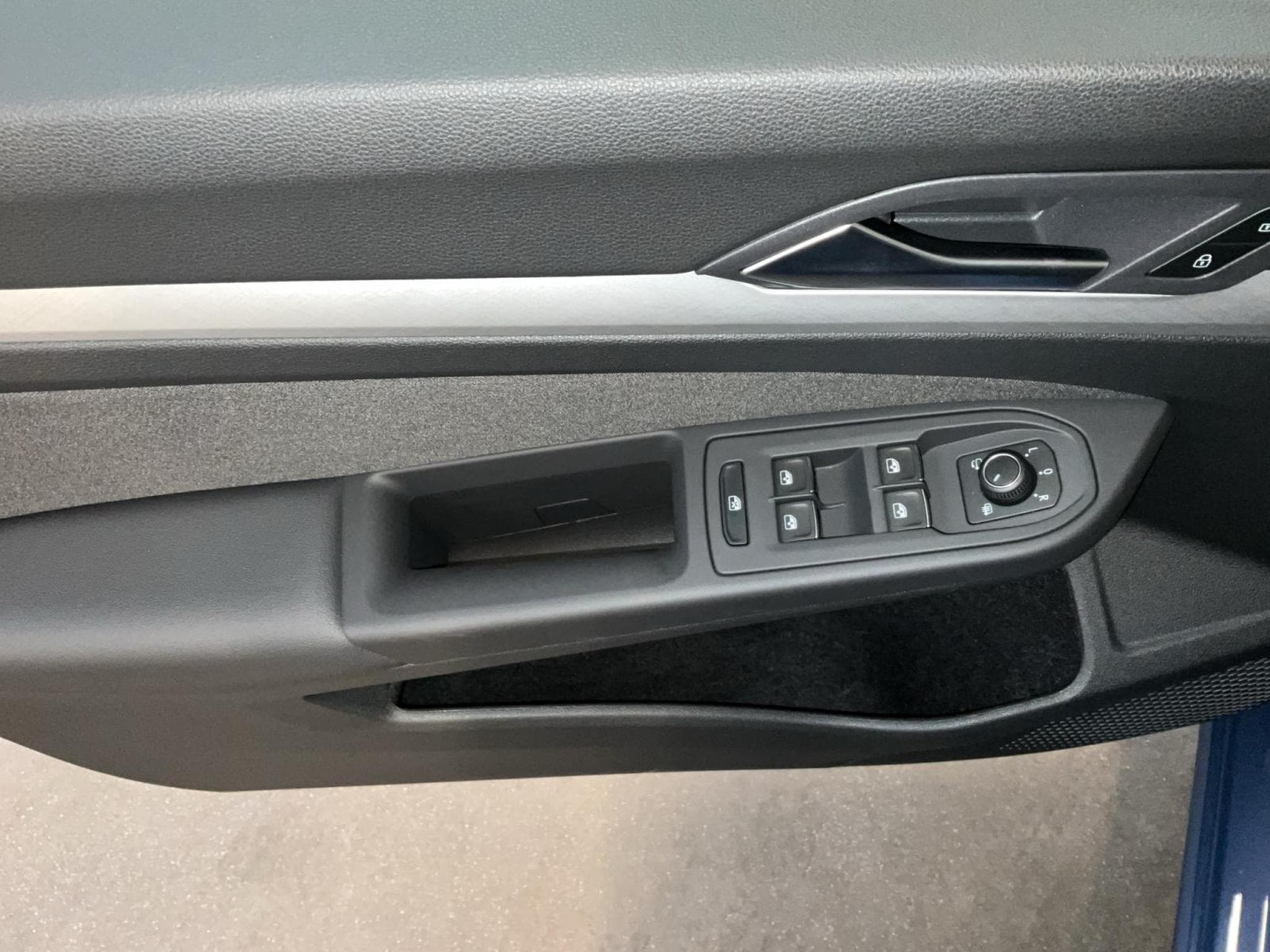 VW Golf Life+DSG+Navi+LED (2025) - Photo 14