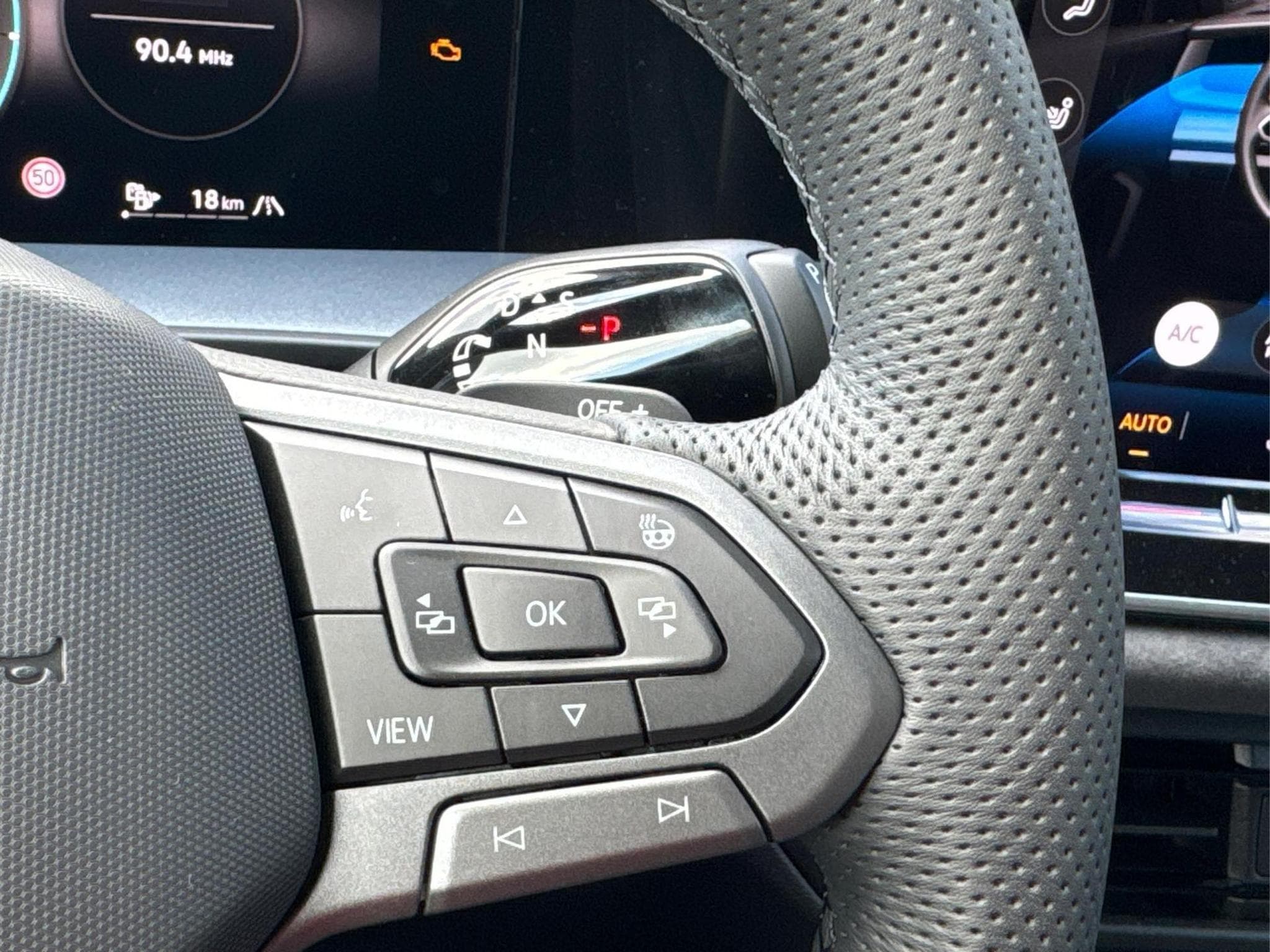 VW Tayron R-Line Edition Plus (2026) - Photo 24