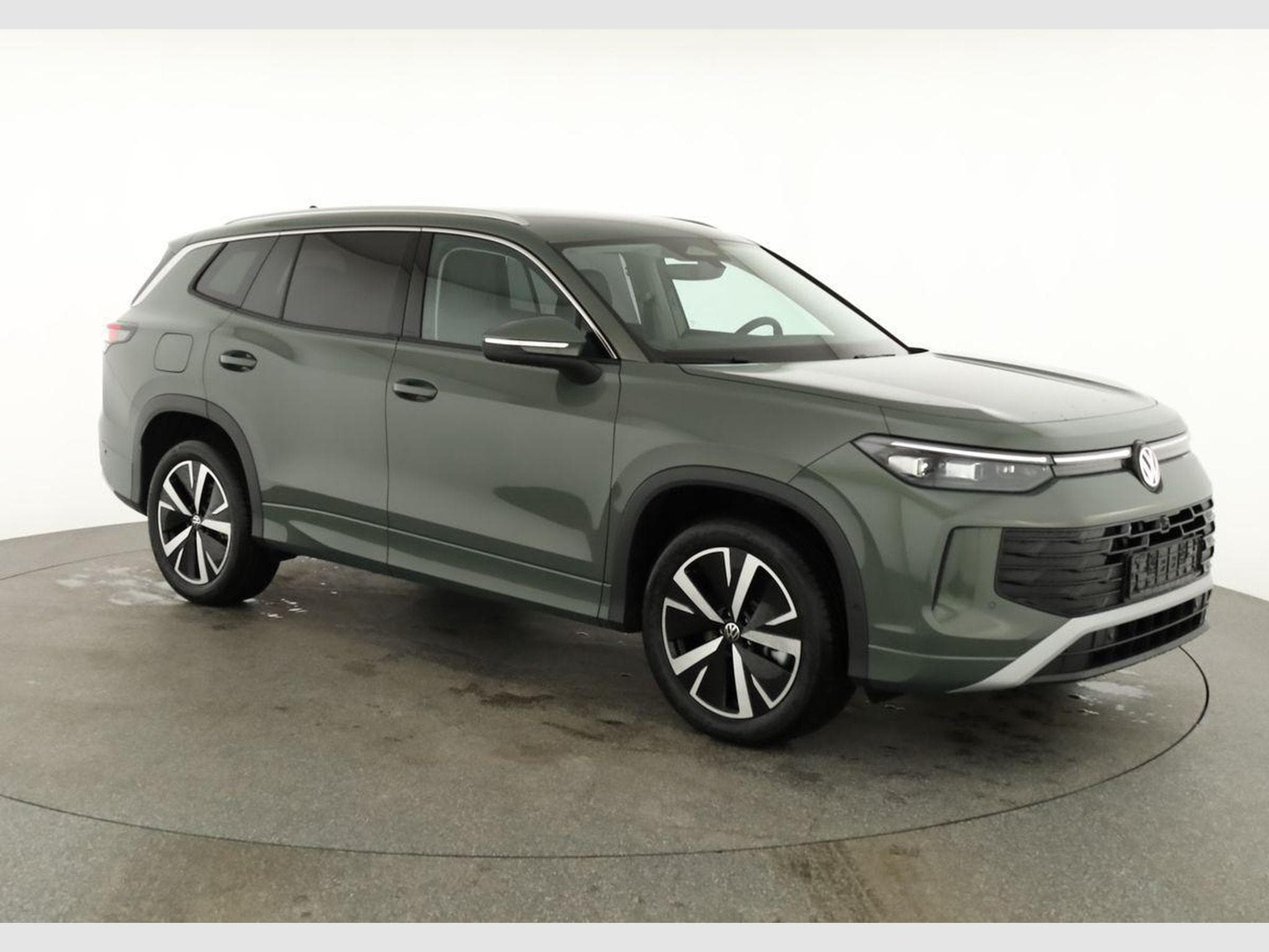 VW Tayron 1.5 TSI eHybrid 150 kW Life (2025) - Photo 1