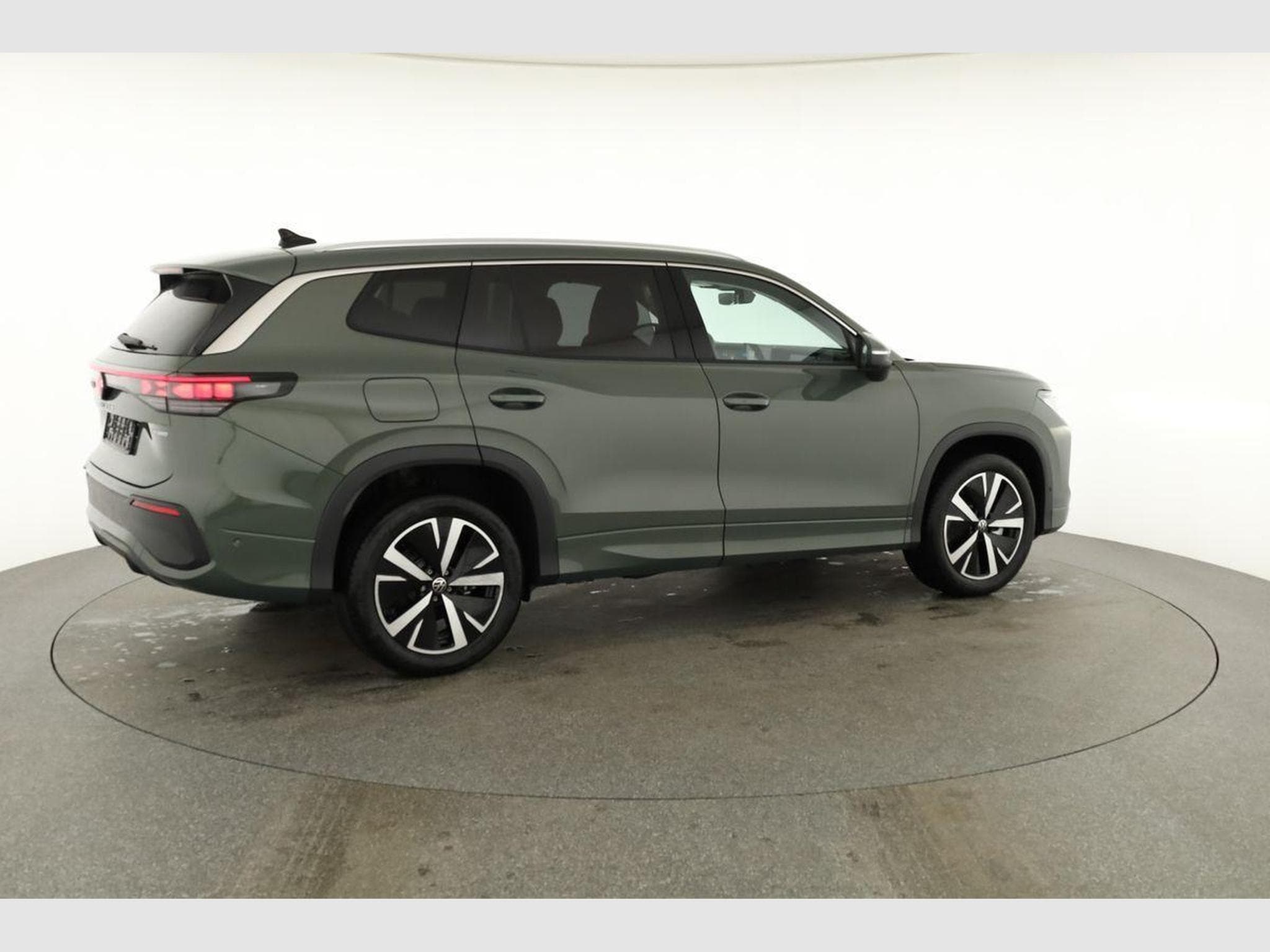 VW Tayron 1.5 TSI eHybrid 150 kW Life (2025) - Photo 20
