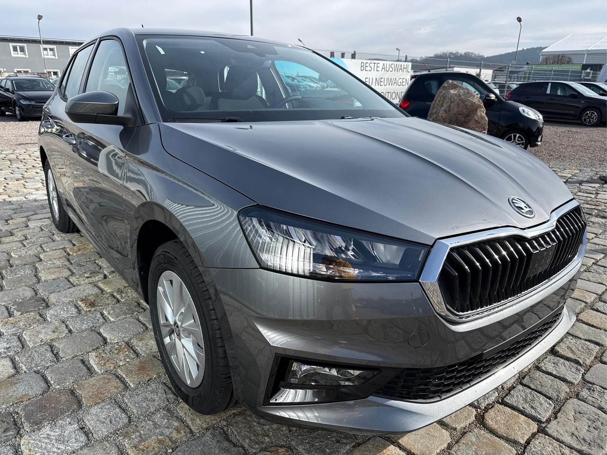 Skoda Fabia Sondermodell 130 Jahre (2026) - Photo 3