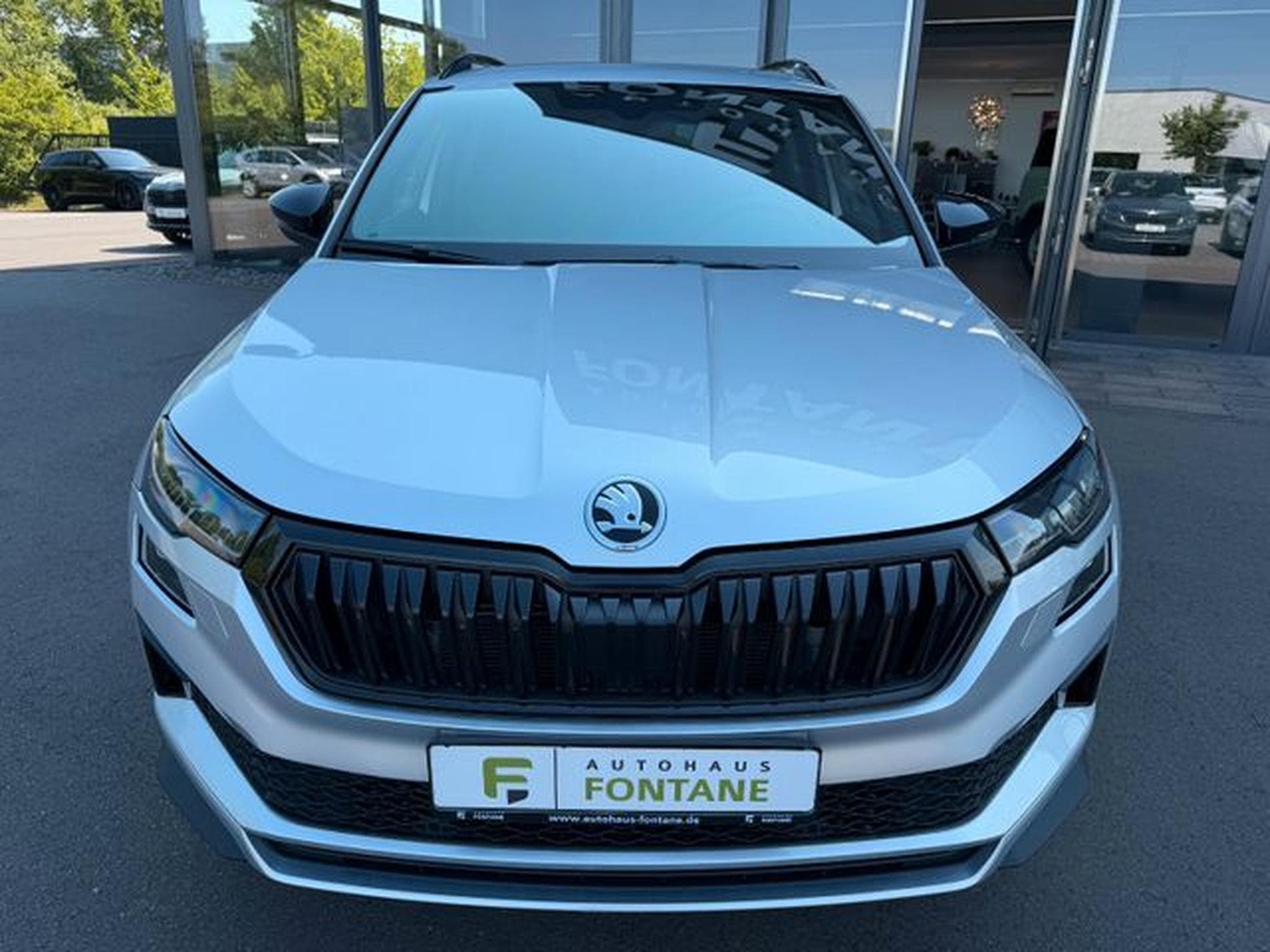 Skoda Karoq Karoq 2,0TSi Sportline 4x4 Pano AHK19" Kam Leder (2022) - Photo 2