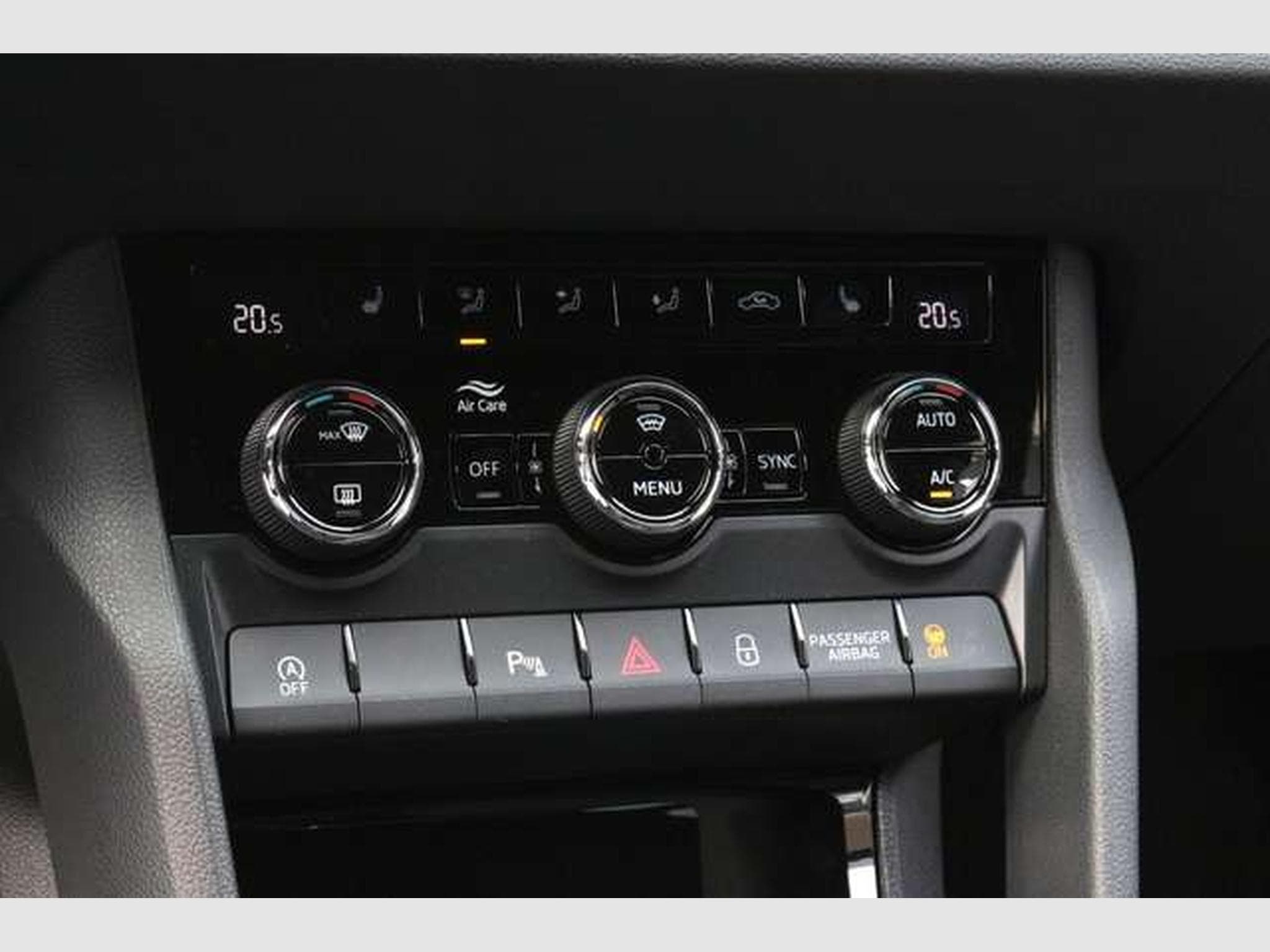 Skoda Karoq Sportline DSG/ACC/Matrix/AHK/Side/5-J Gara (2026) - Photo 9