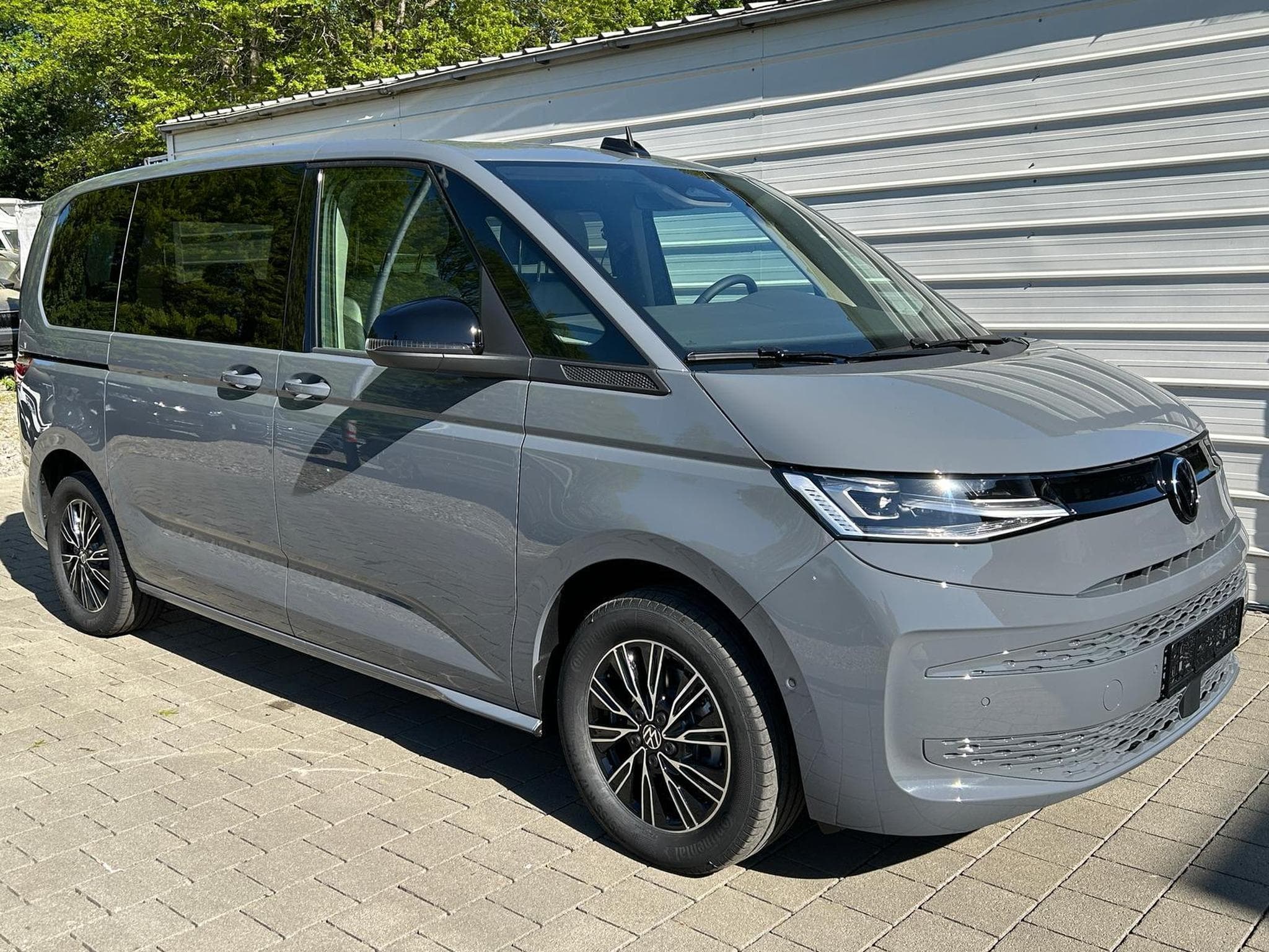VW T7 Business (2026) - Photo 1