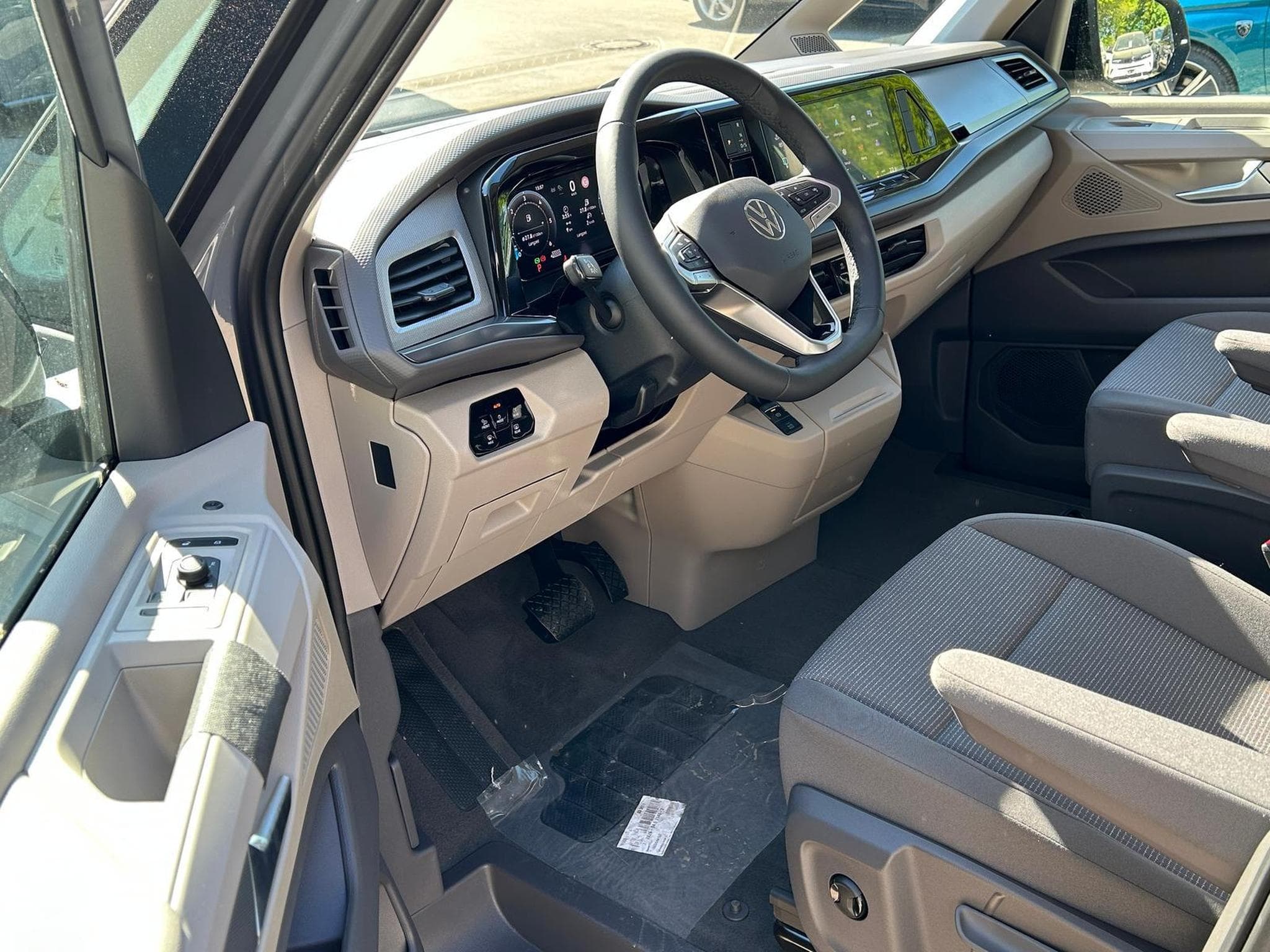 VW T7 Business (2026) - Photo 7