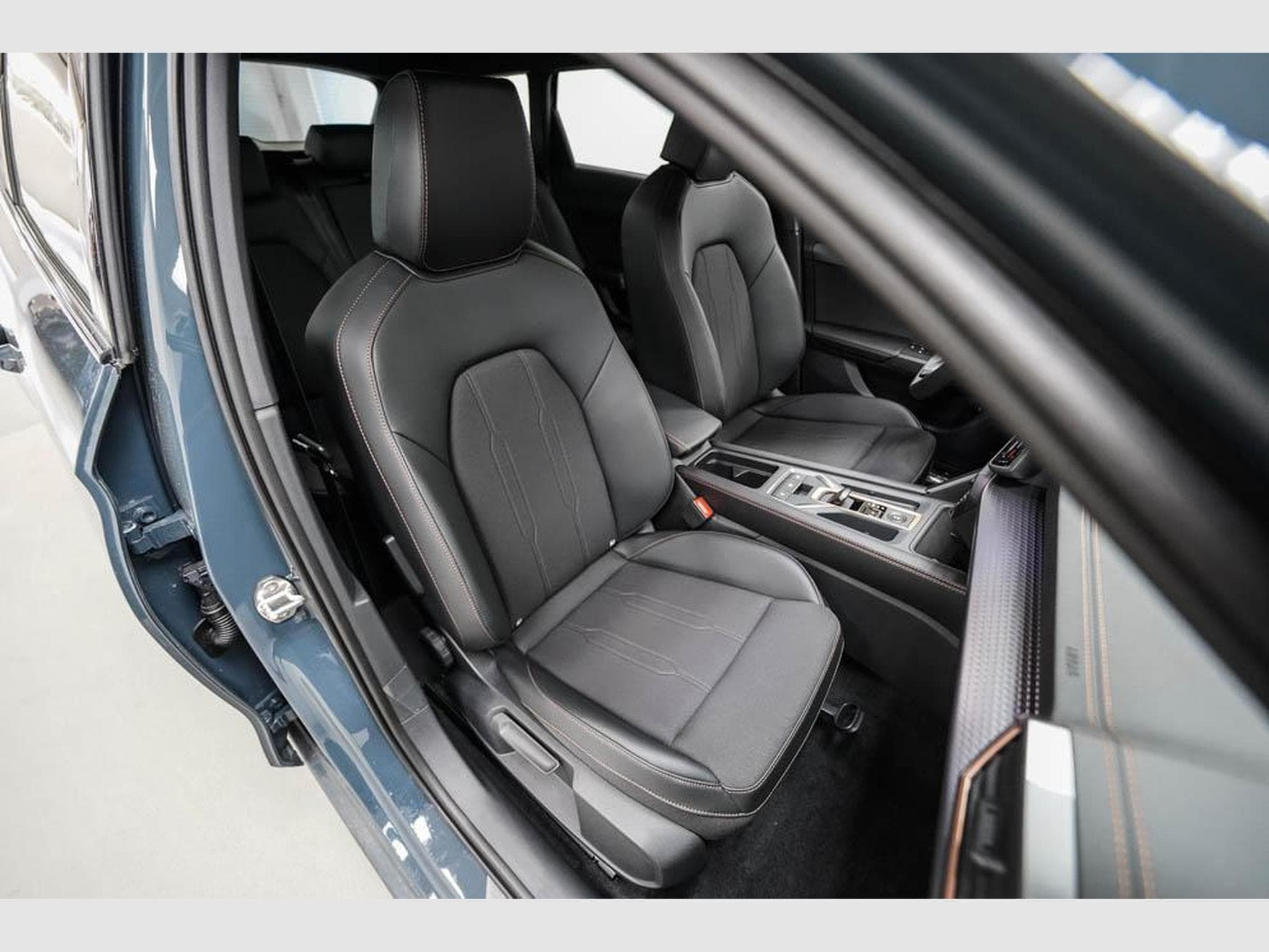 Cupra Leon ST 2,0 TSI (2026) - Photo 22