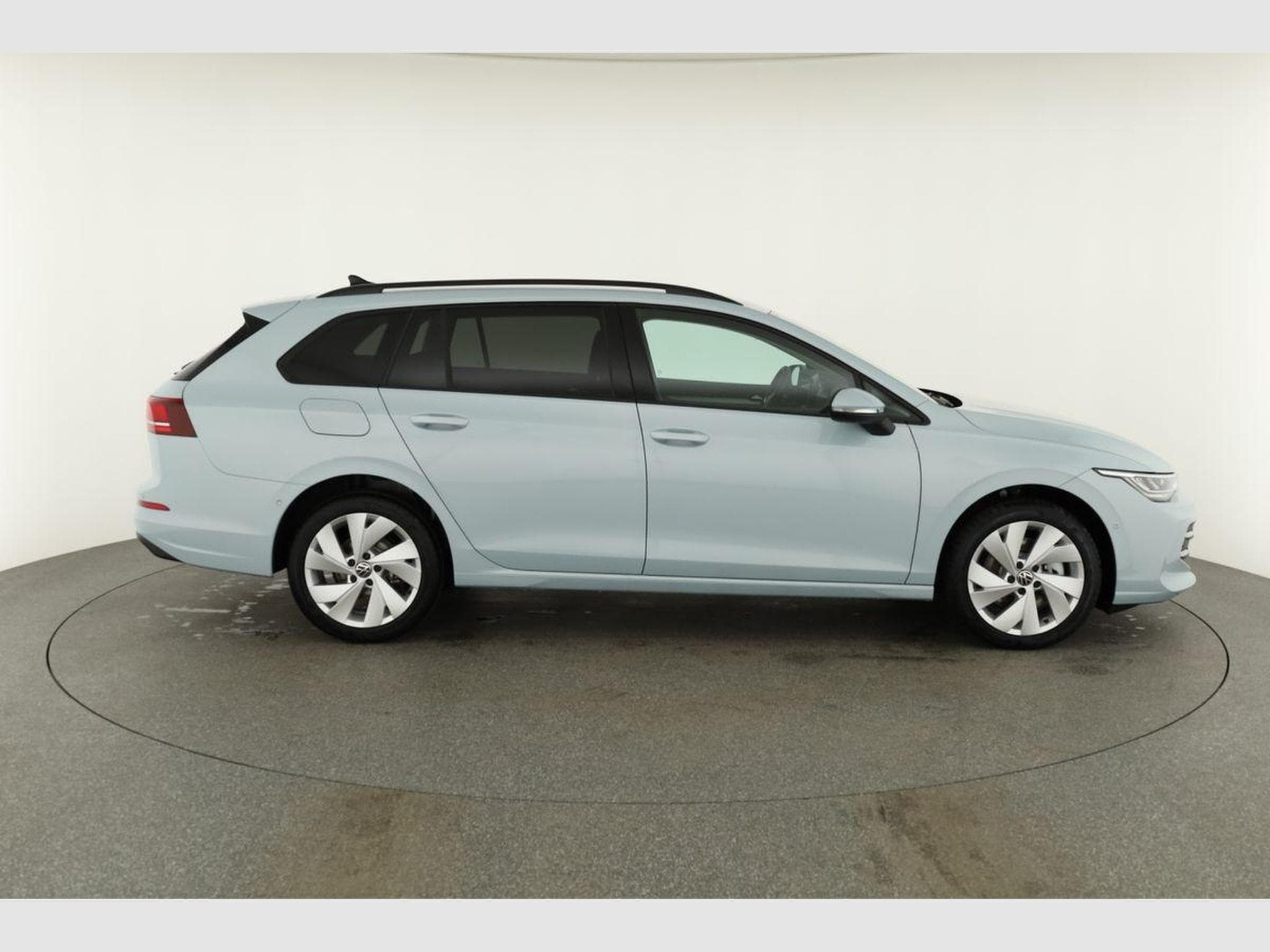 VW Golf Variant VIII 2.0 (2026) - Photo 20