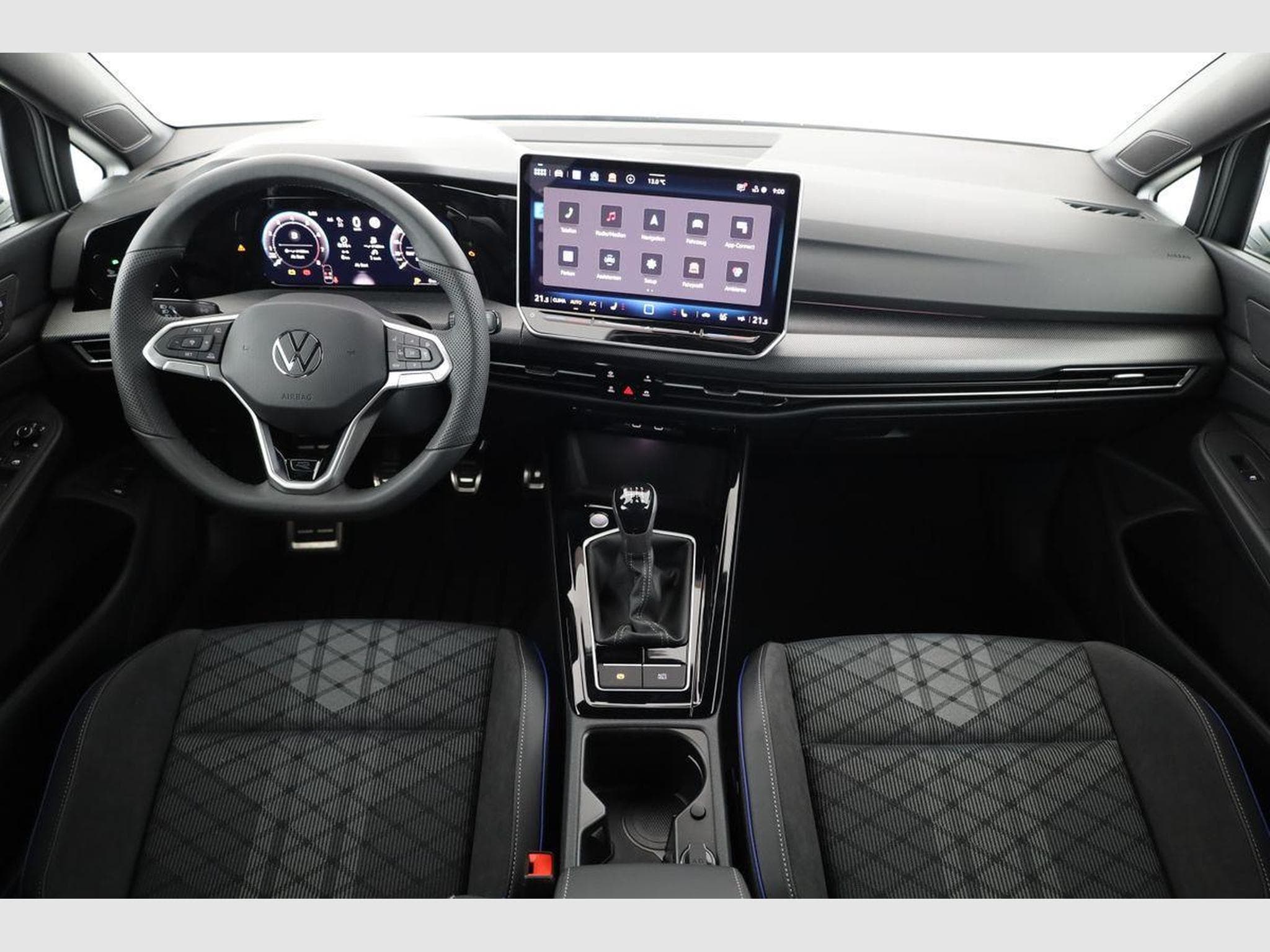 VW Golf Variant 1.5 TSI 110 kW R-Line (2026) - Photo 4