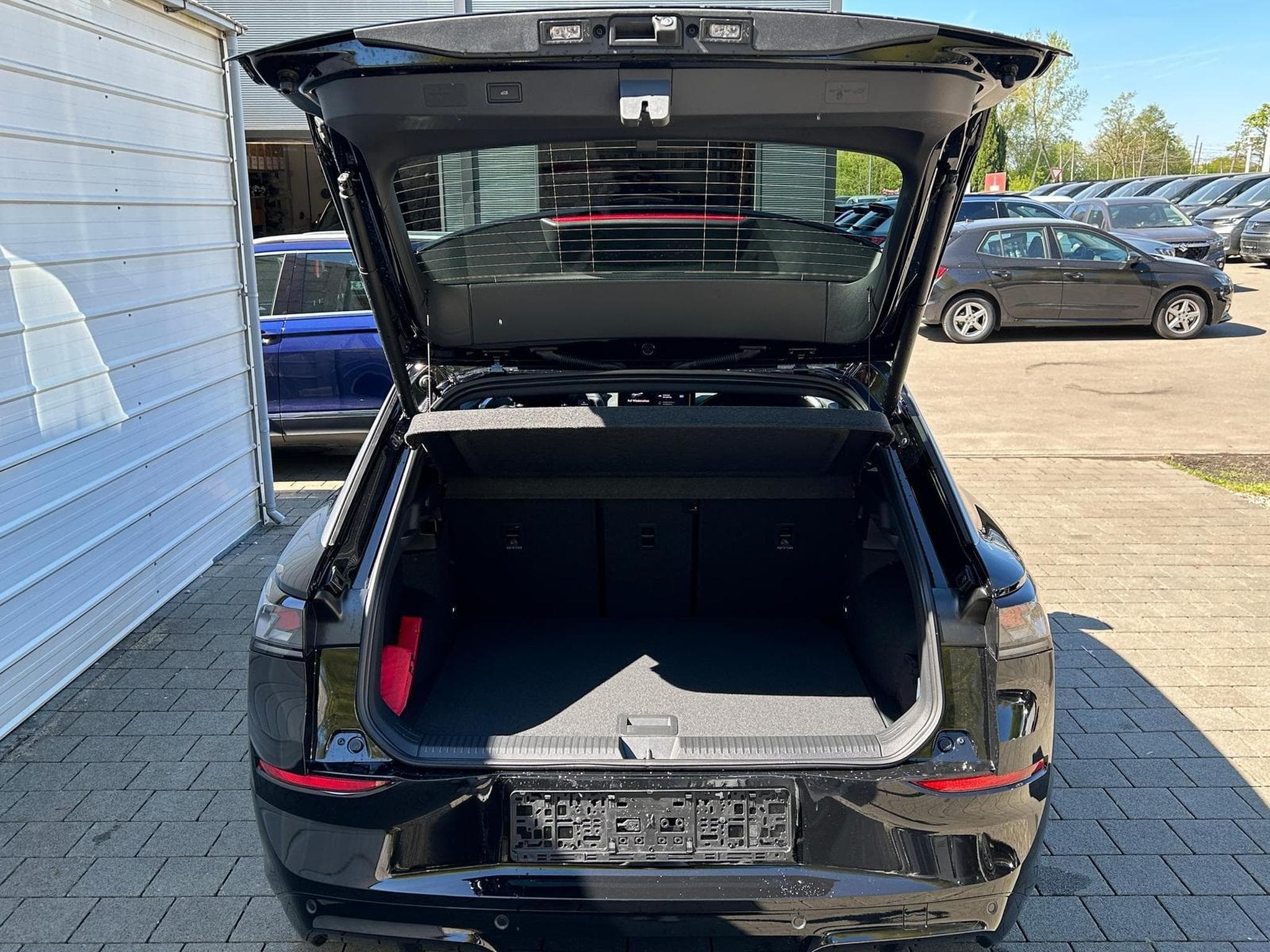 VW T-Roc R-Line (2026) - Photo 15