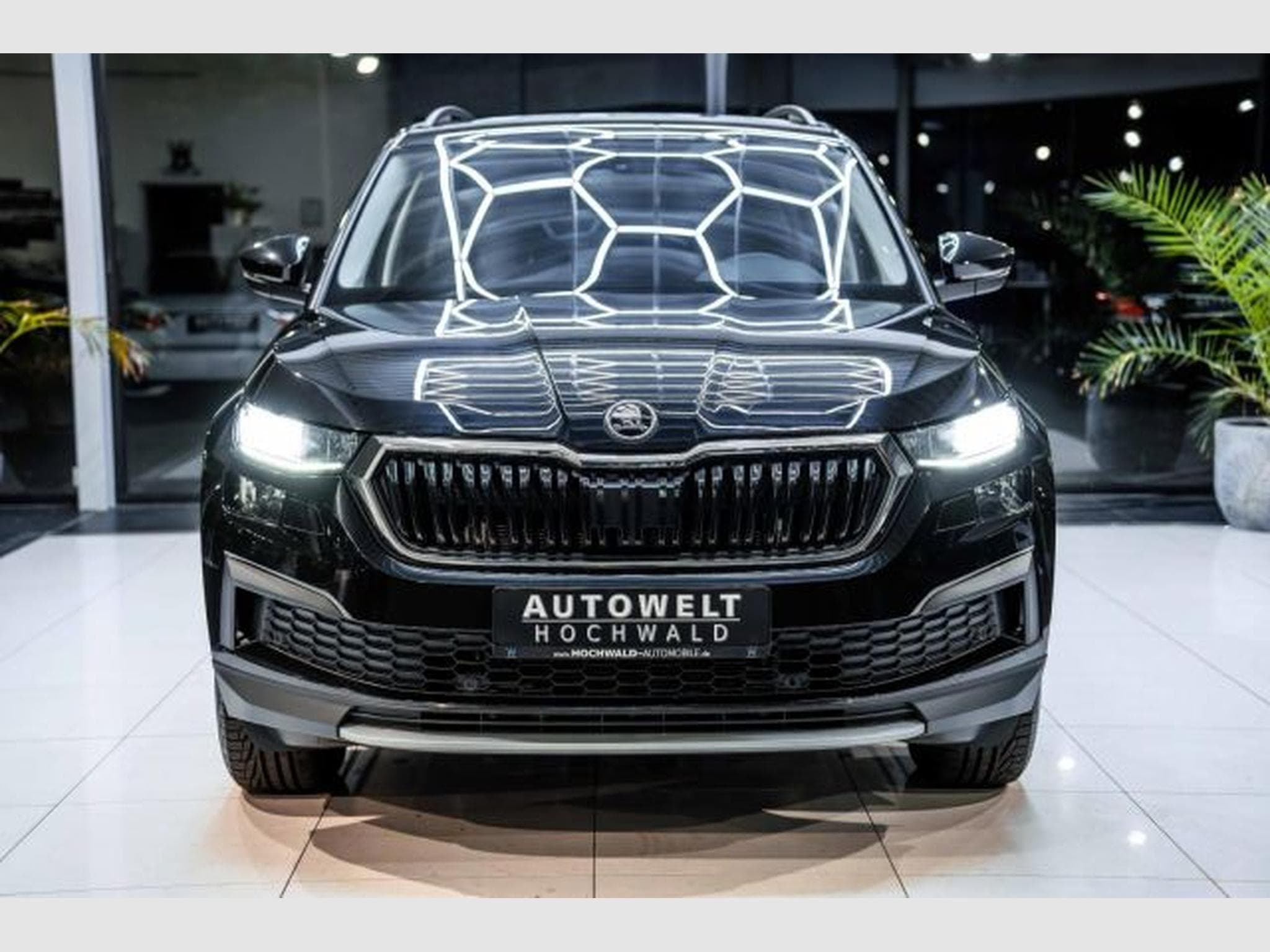 Skoda Kodiaq Kodiaq 2.0 TDI DSG NAVI LED AHK 7-Sitzer VIRTUAL (2022) - Photo 5