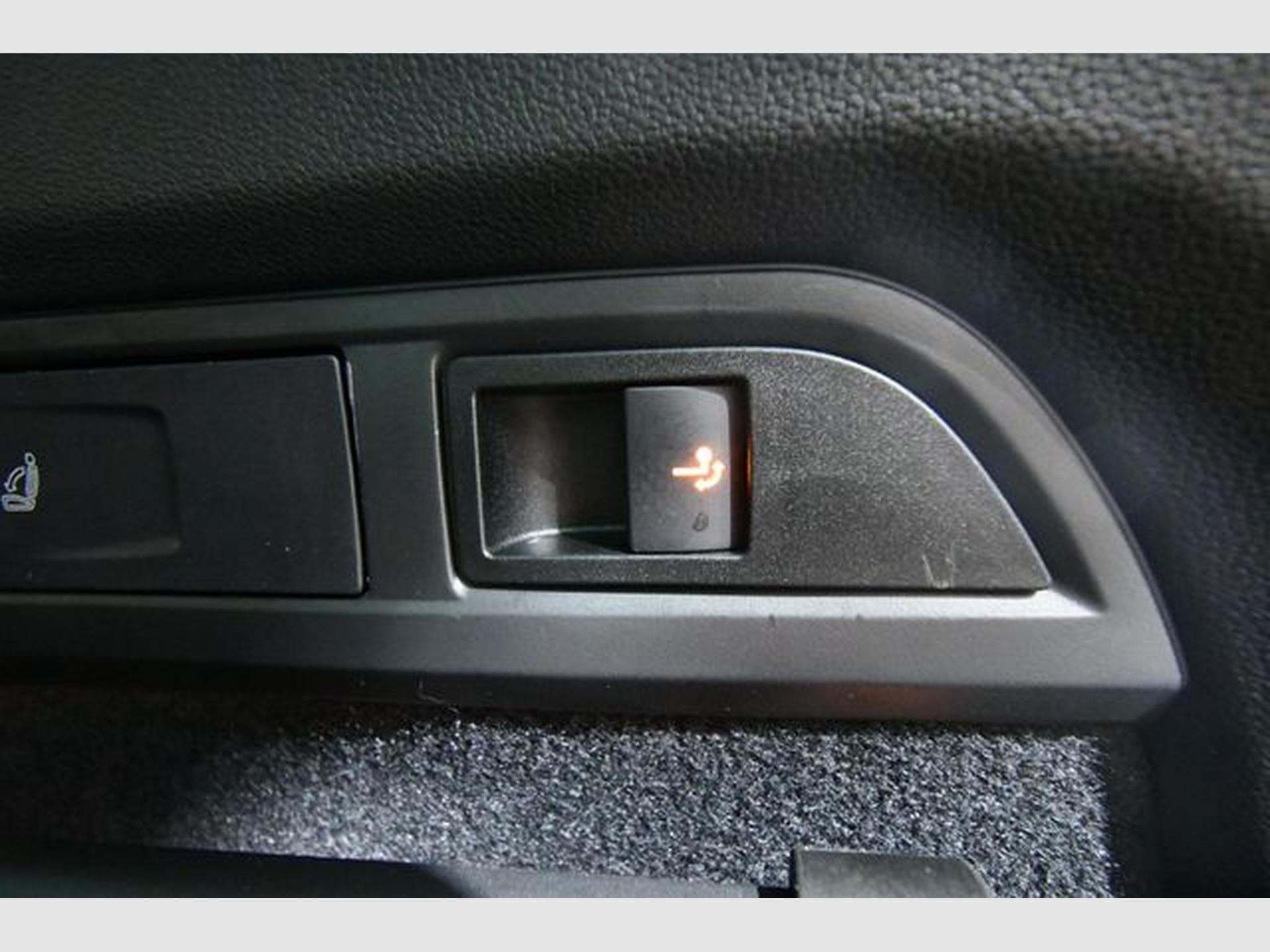 Skoda Kodiaq Kodiaq Style 4x4, AHK, Navi, 18", Leder (2023) - Photo 10