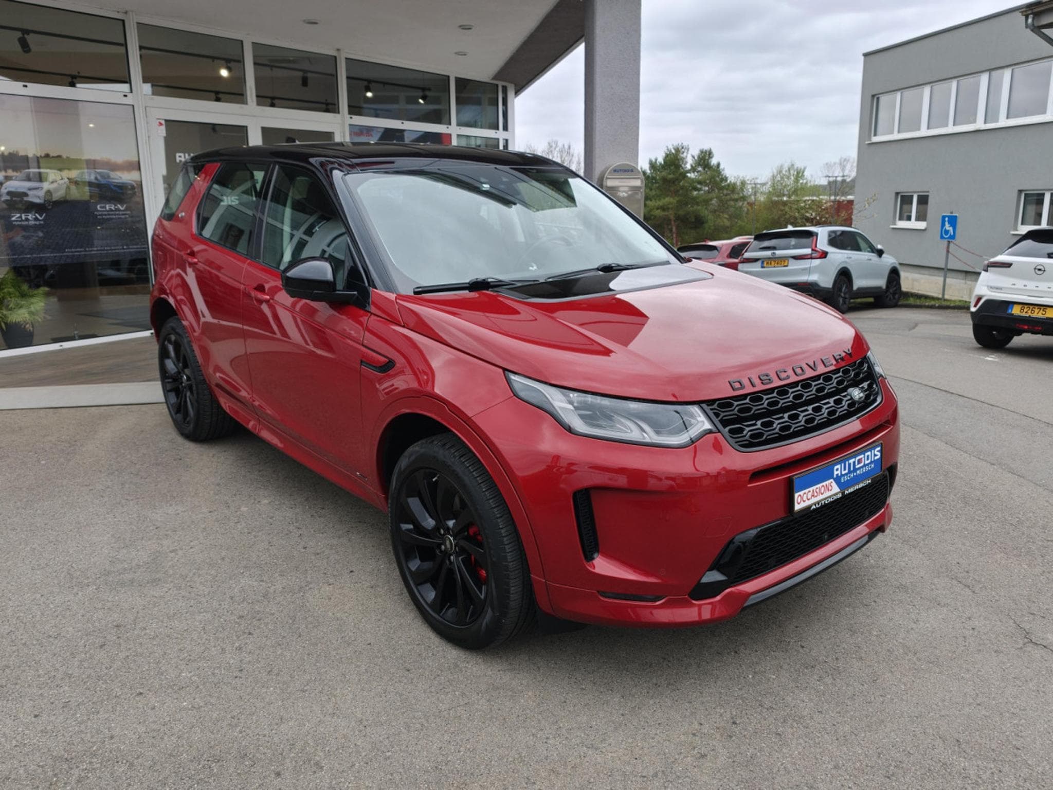 Land-Rover Discovery Sport 2.0 TD 4WD R-DYNAMICS AUTO (2020) - Photo 1