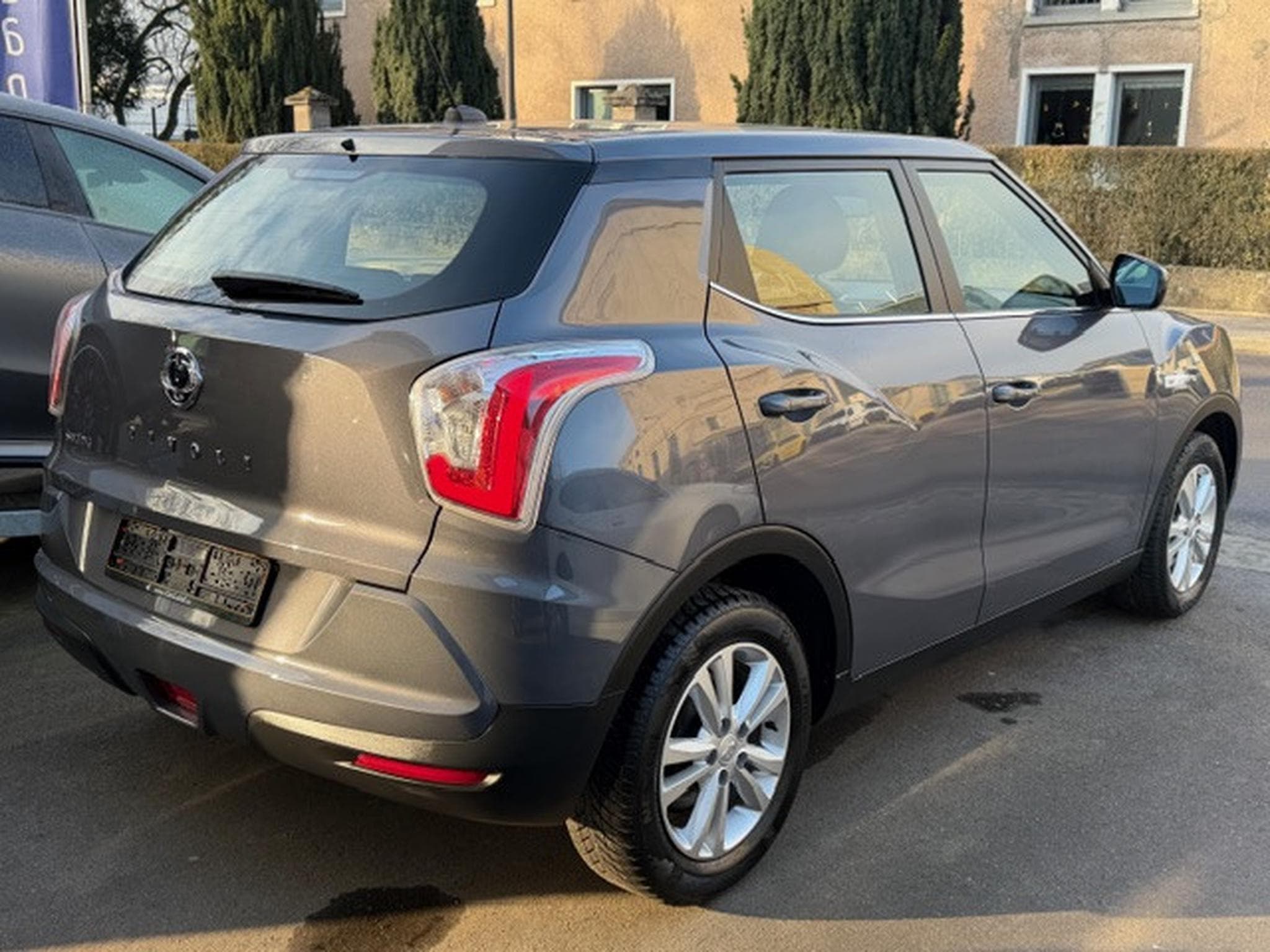 Ssangyong Tivoli 1.6 E-XGi 128 Pack (2016) - Photo 2