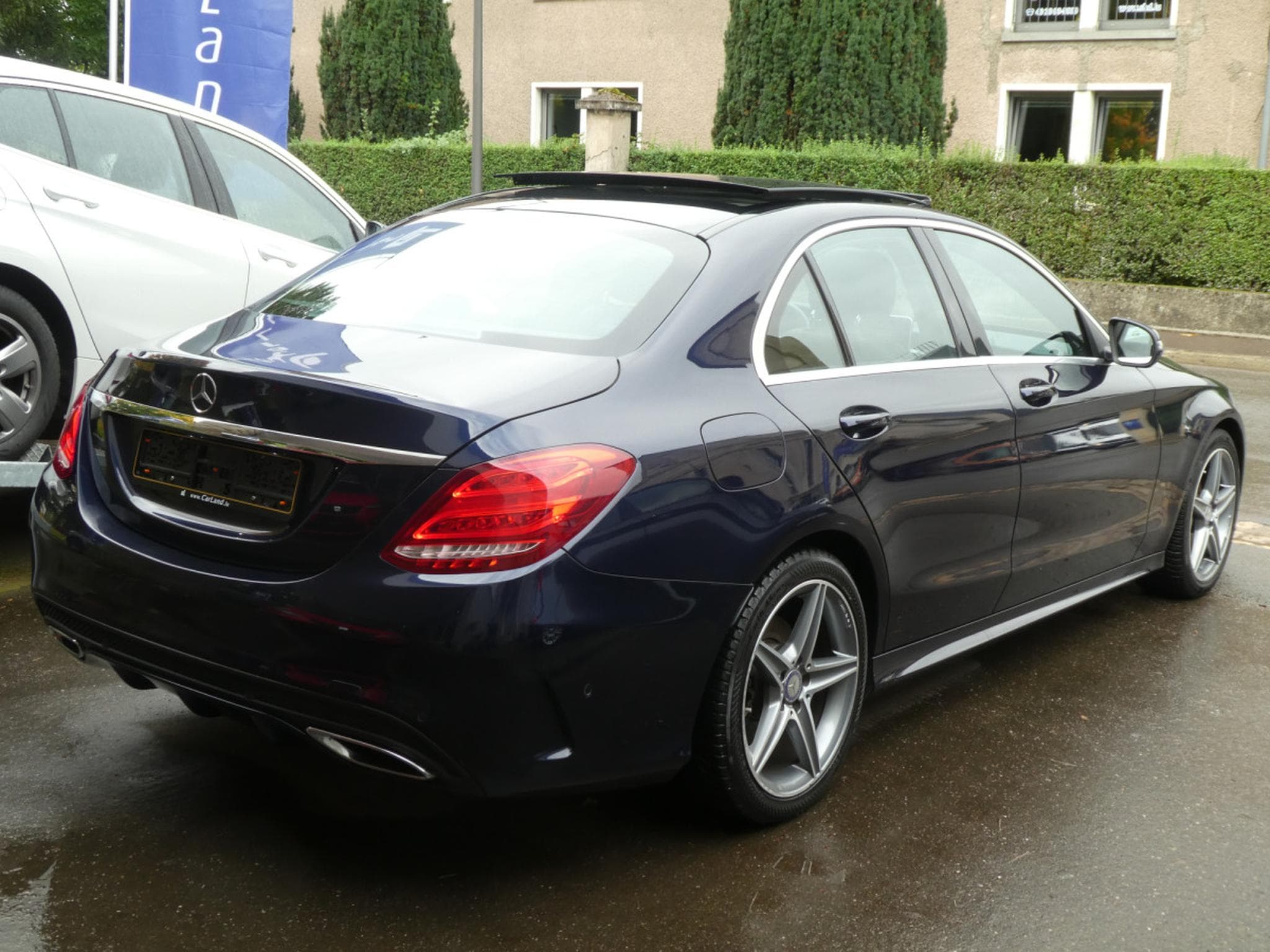 Mercedes C 200 d AMG Line Sport (2017) - Photo 2