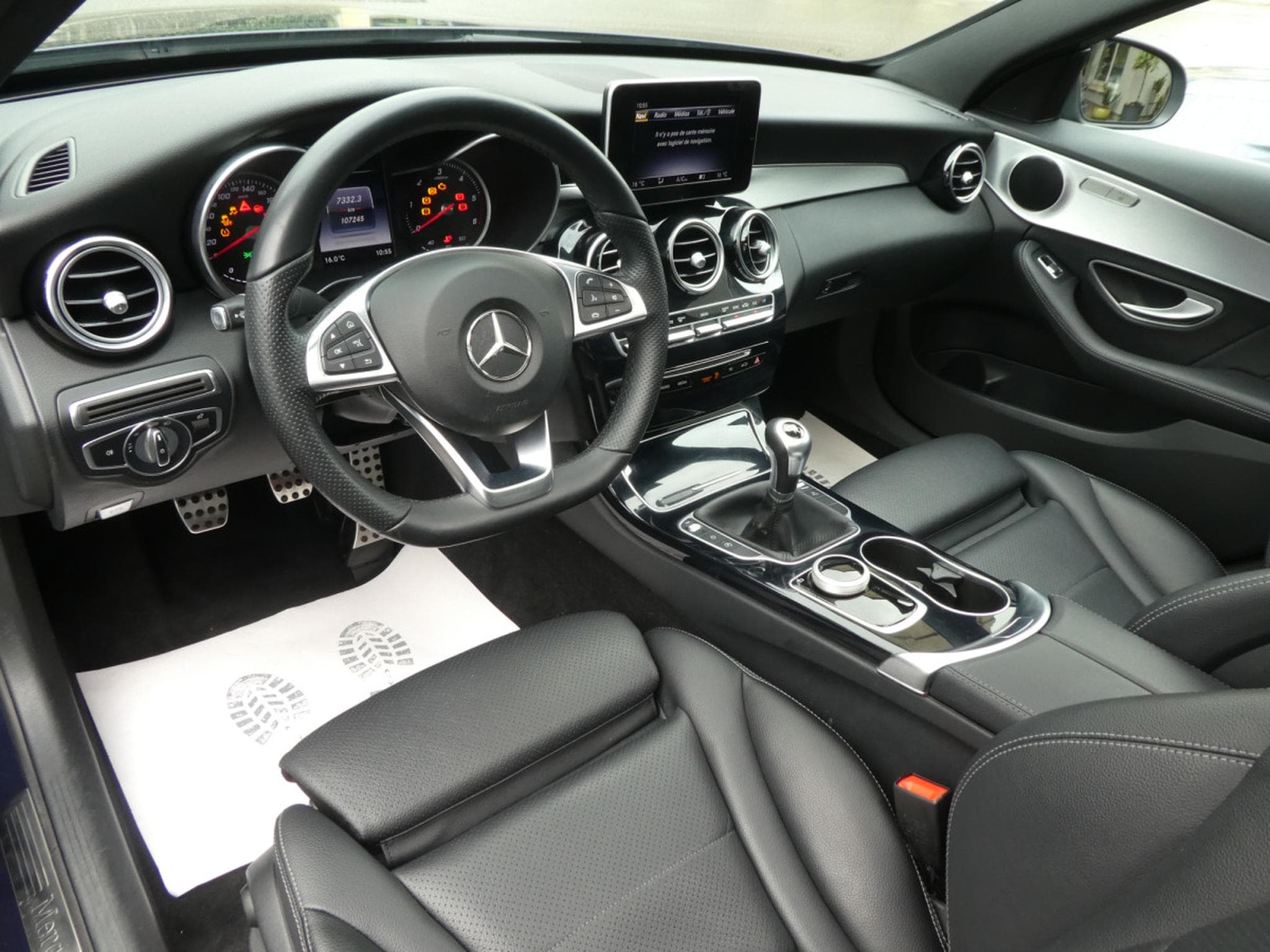 Mercedes C 200 d AMG Line Sport (2017) - Photo 3